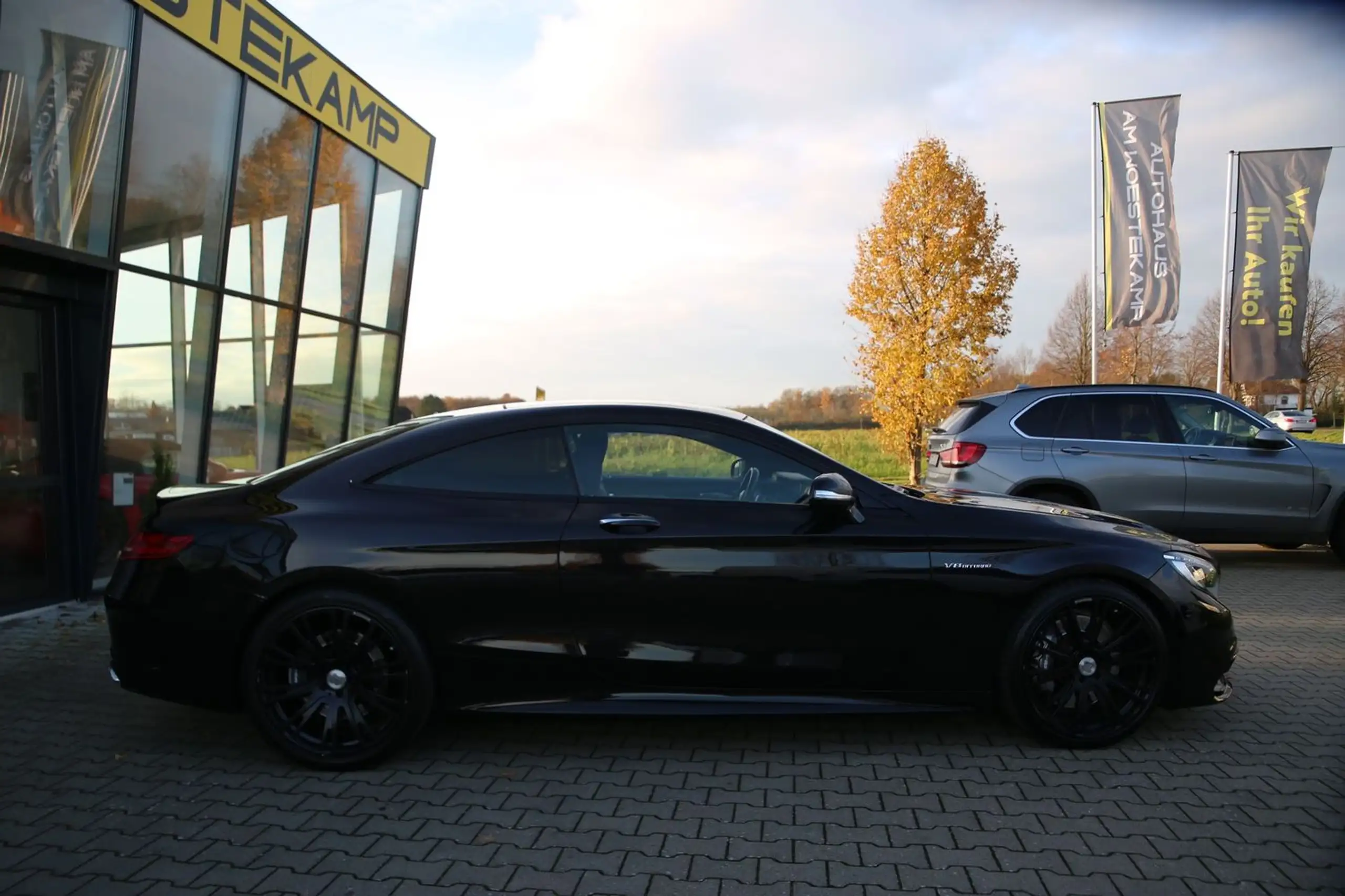 Mercedes-Benz - S 63 AMG