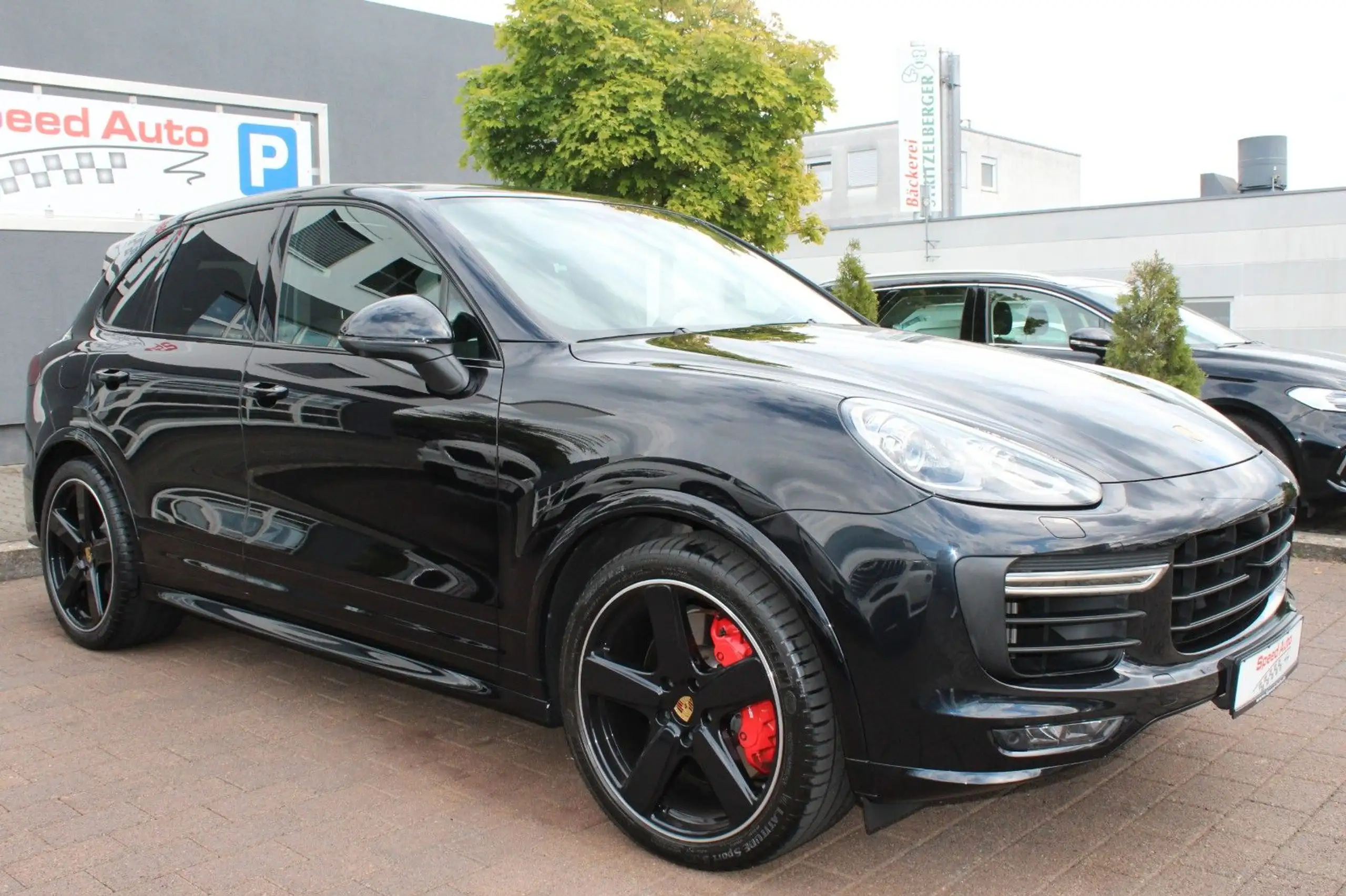 Porsche - Cayenne