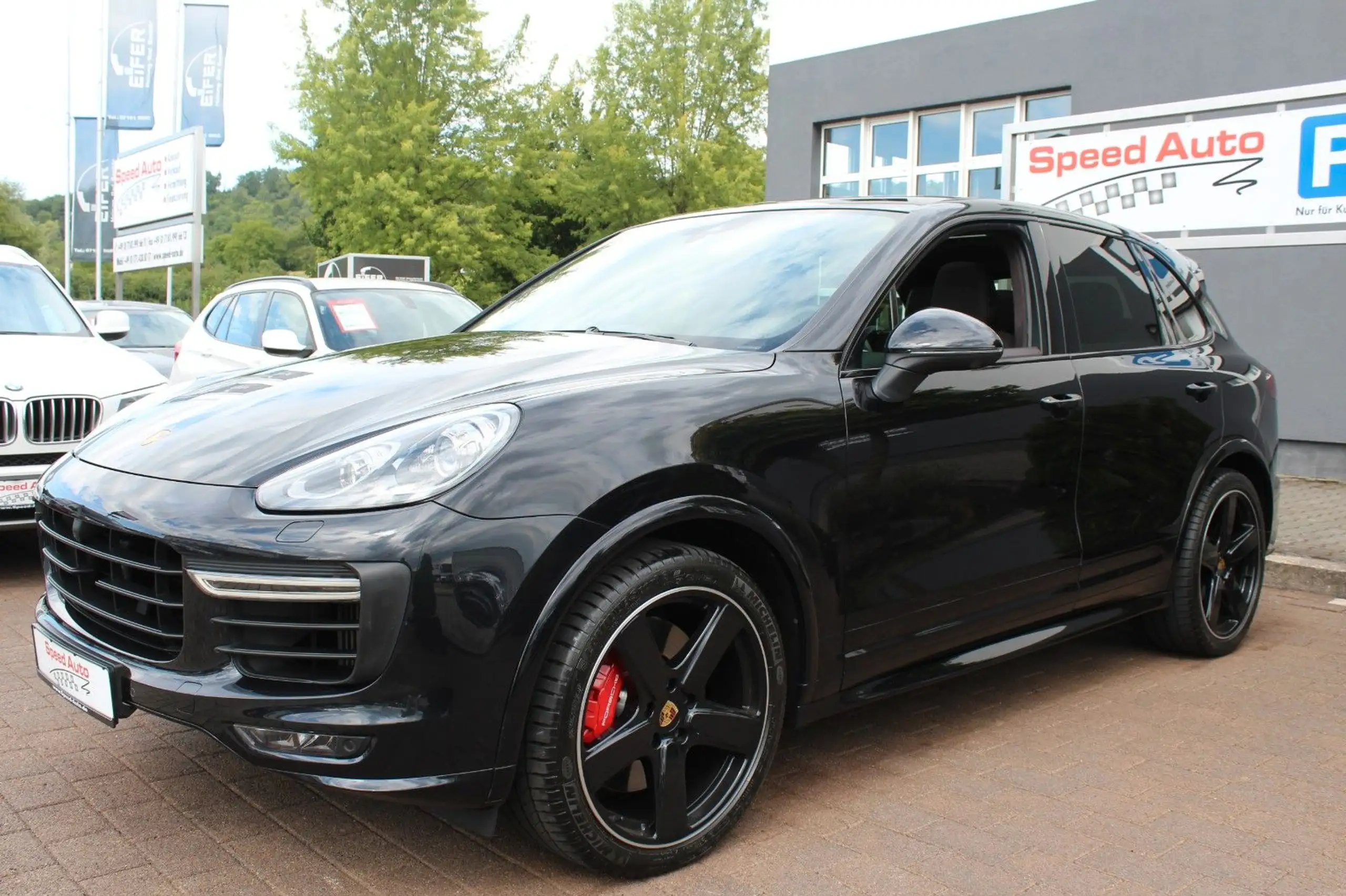 Porsche - Cayenne