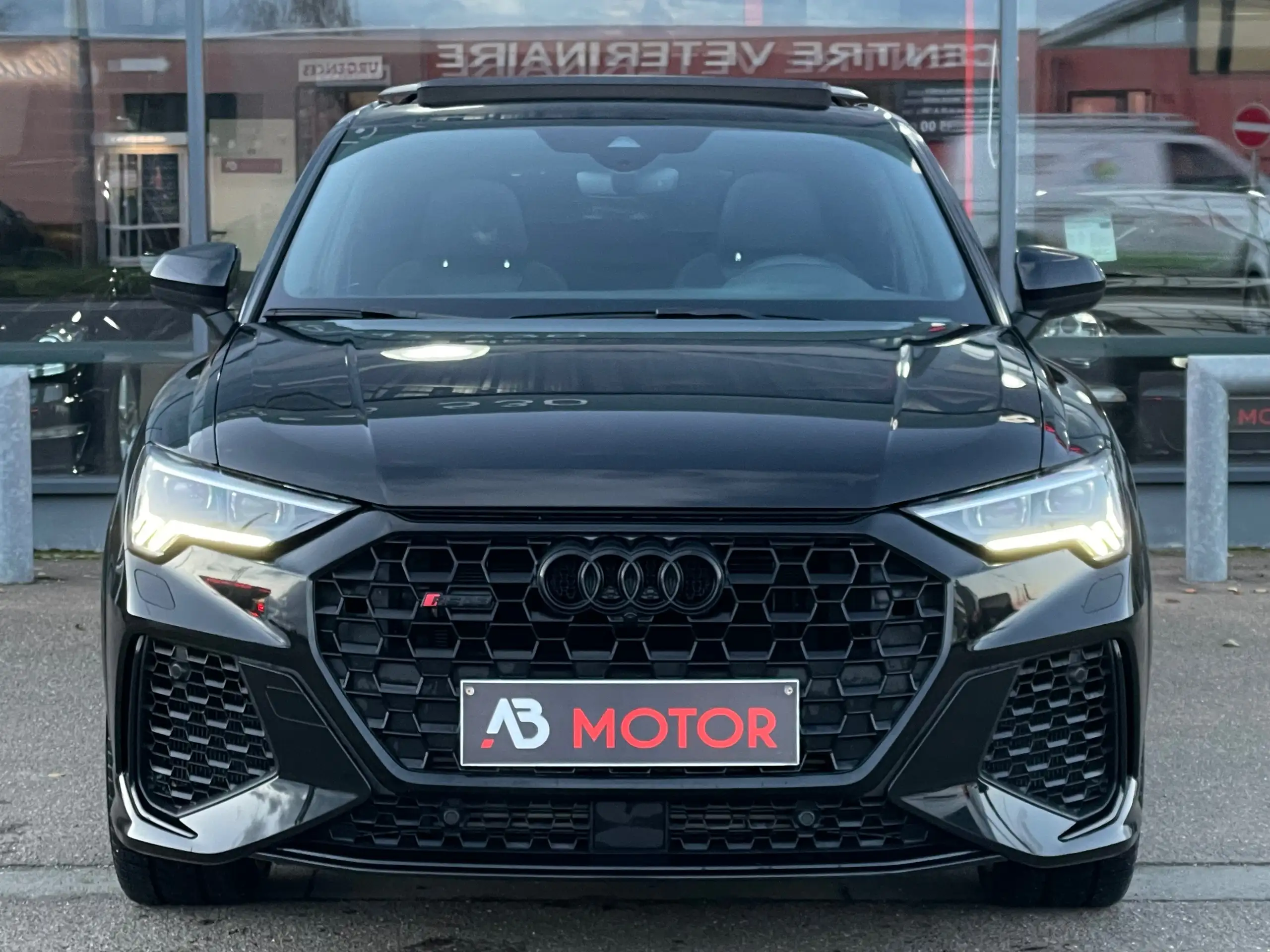 Audi - RS Q3