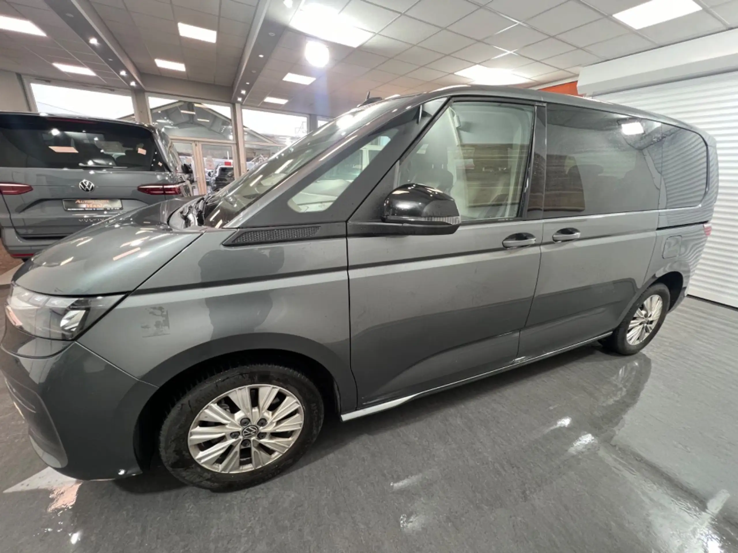 Volkswagen - T7 Multivan