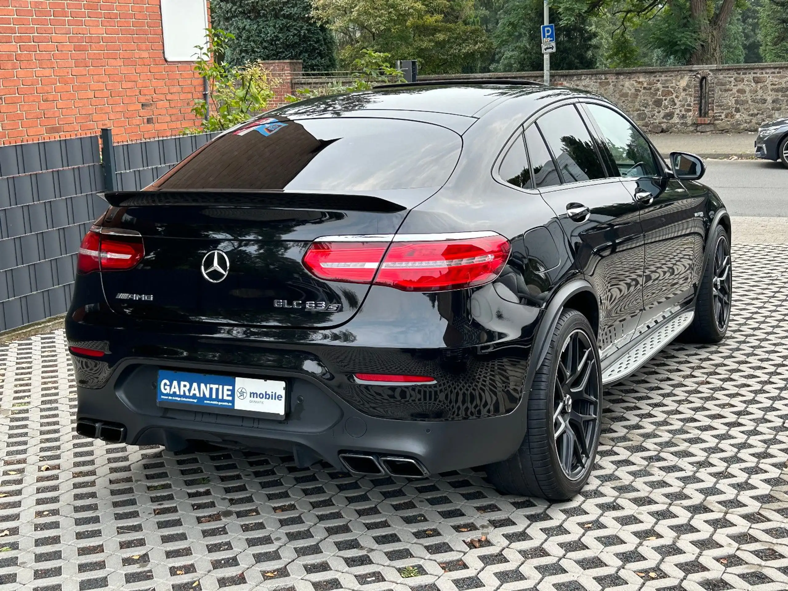 Mercedes-Benz - GLC 63 AMG