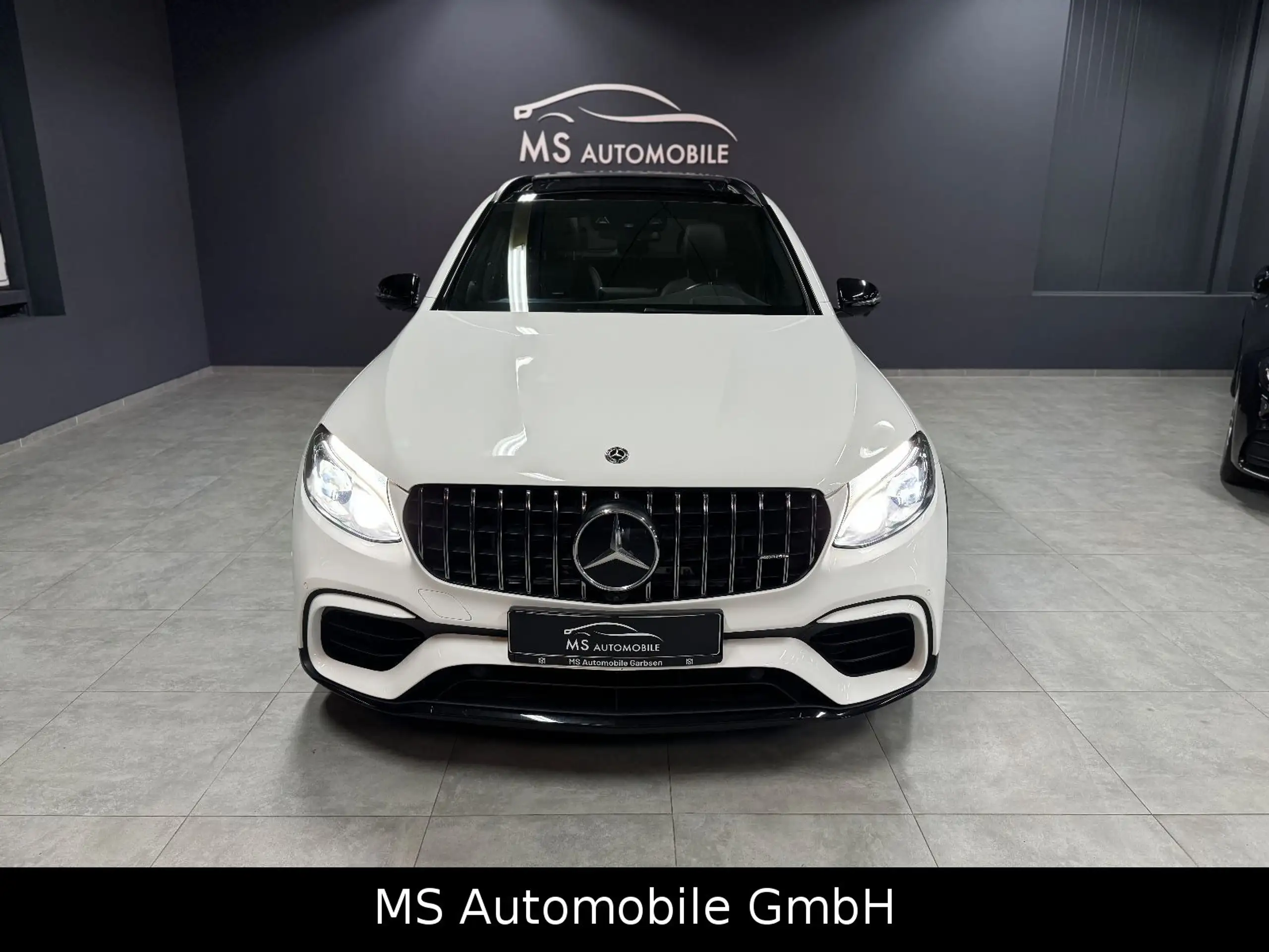 Mercedes-Benz - GLC 63 AMG