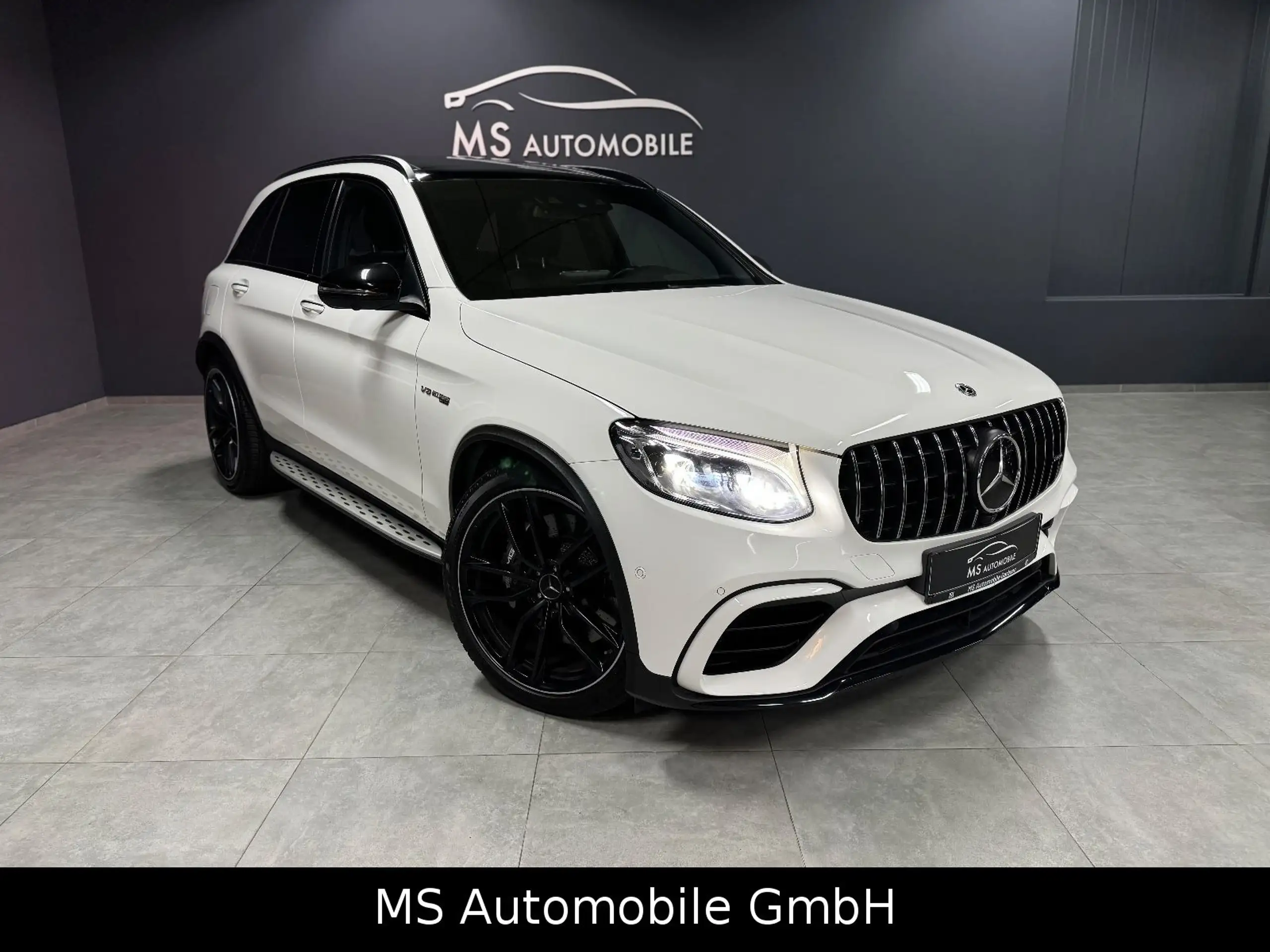 Mercedes-Benz - GLC 63 AMG