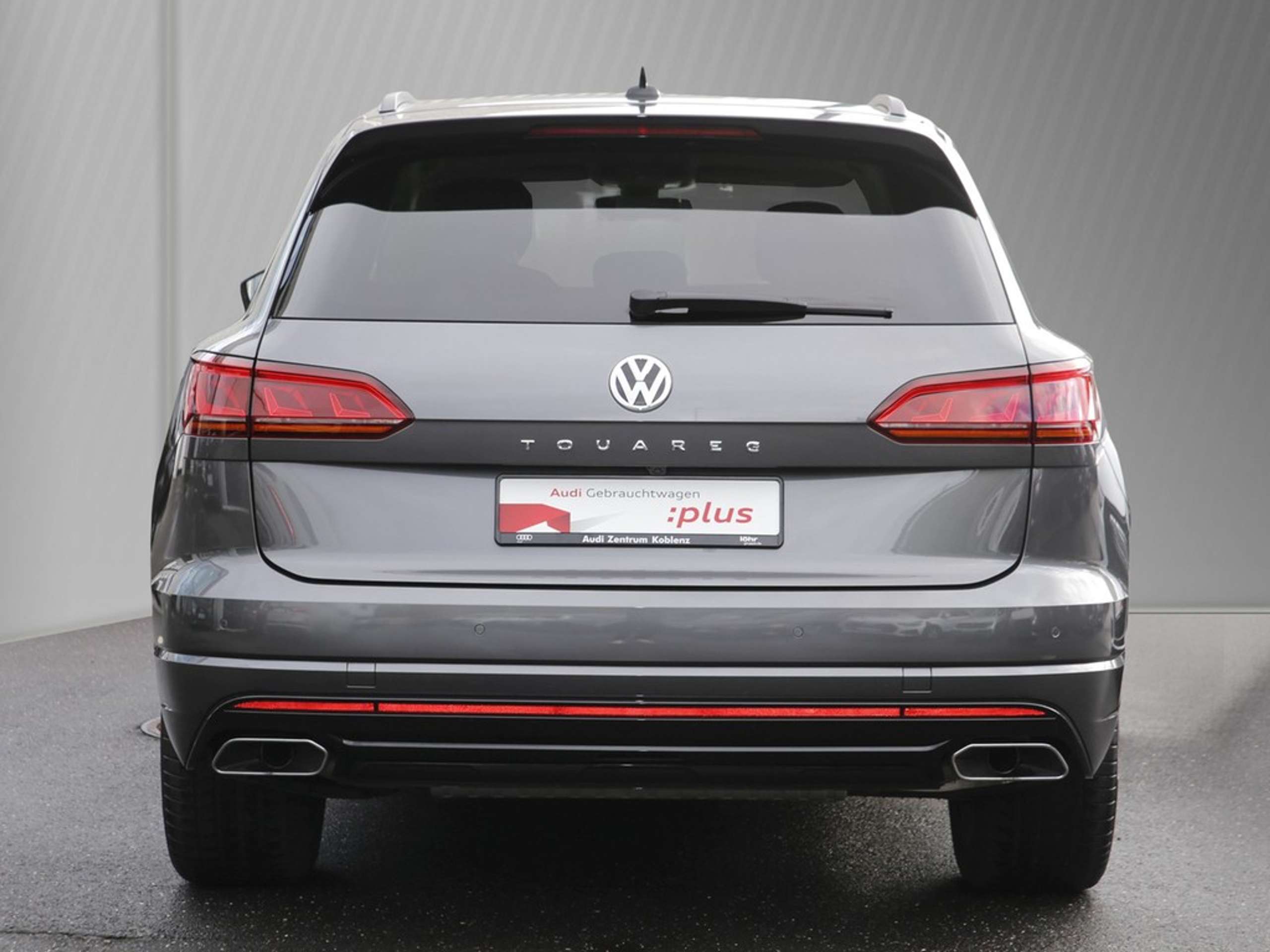 Volkswagen - Touareg