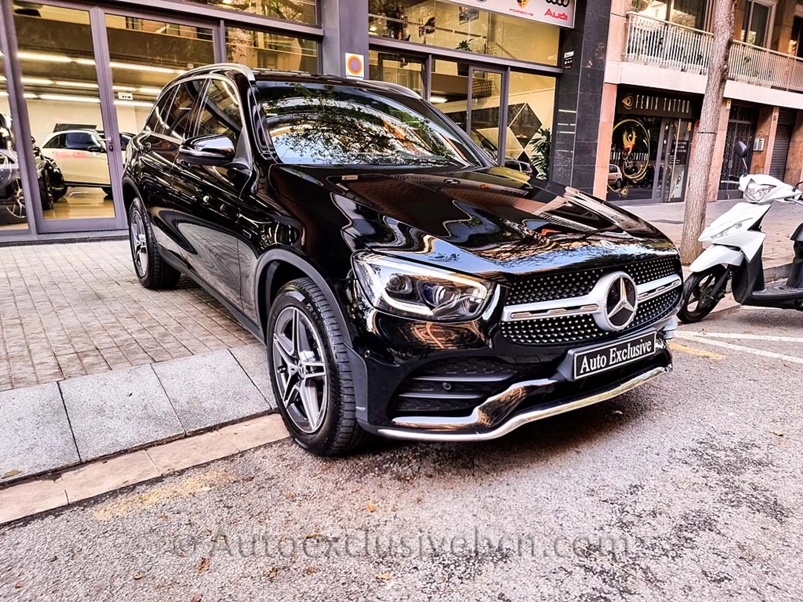 Mercedes-Benz - GLC 300