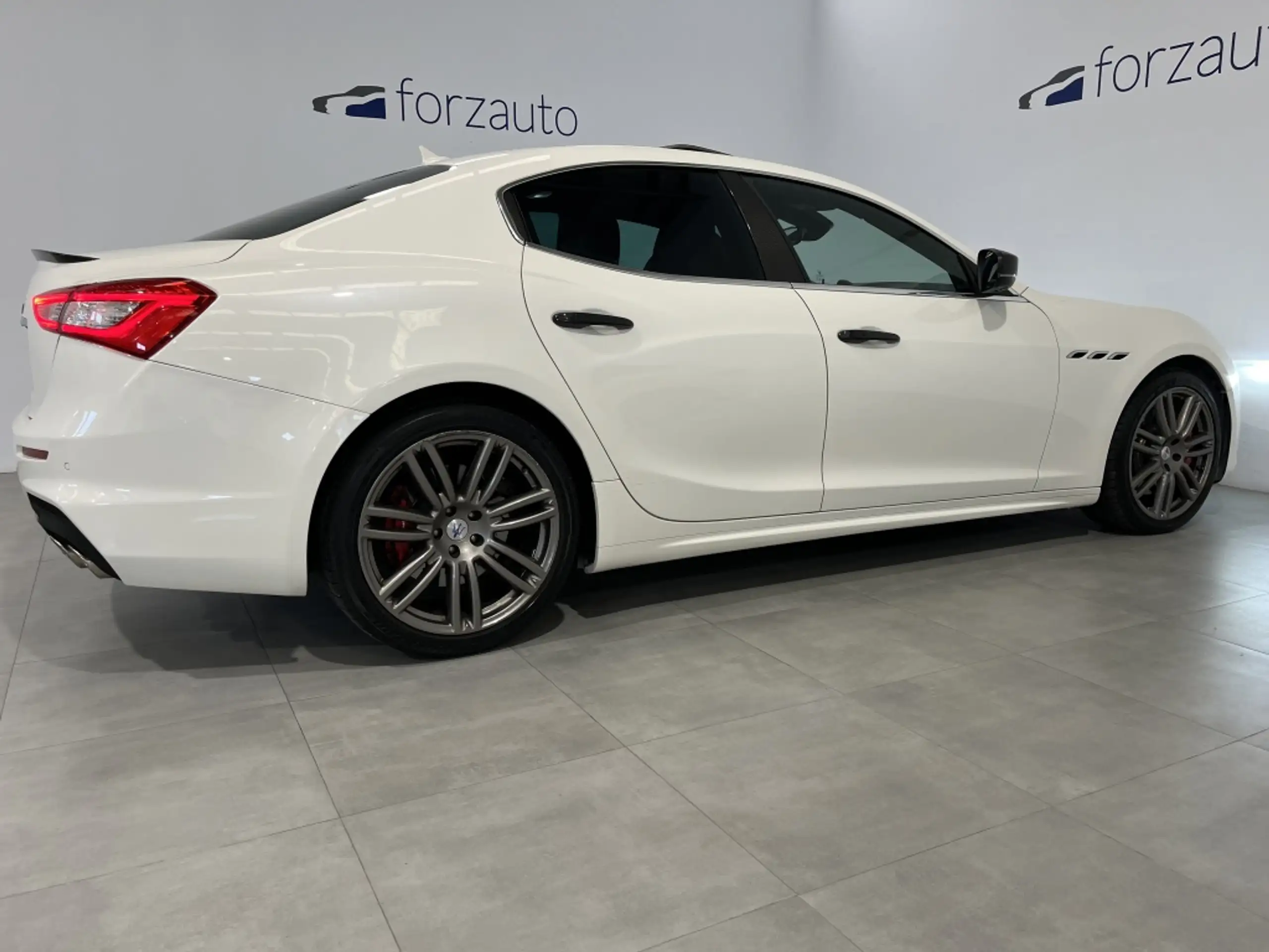 Maserati - Ghibli