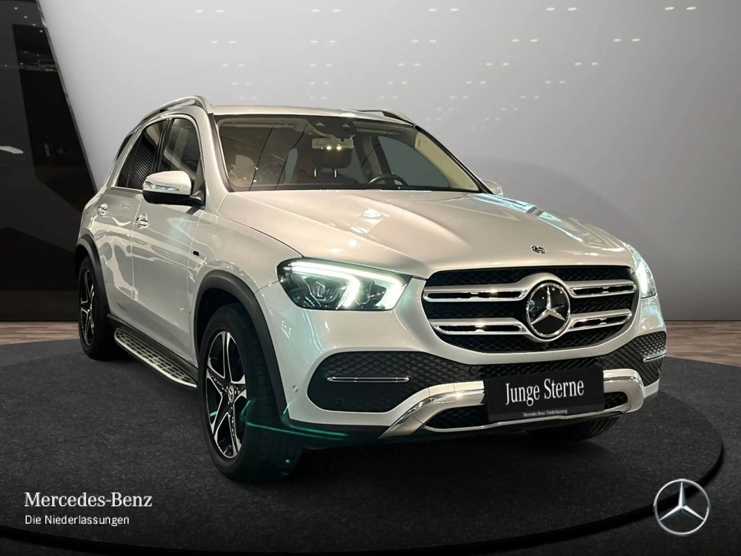 Mercedes-Benz - GLE 350