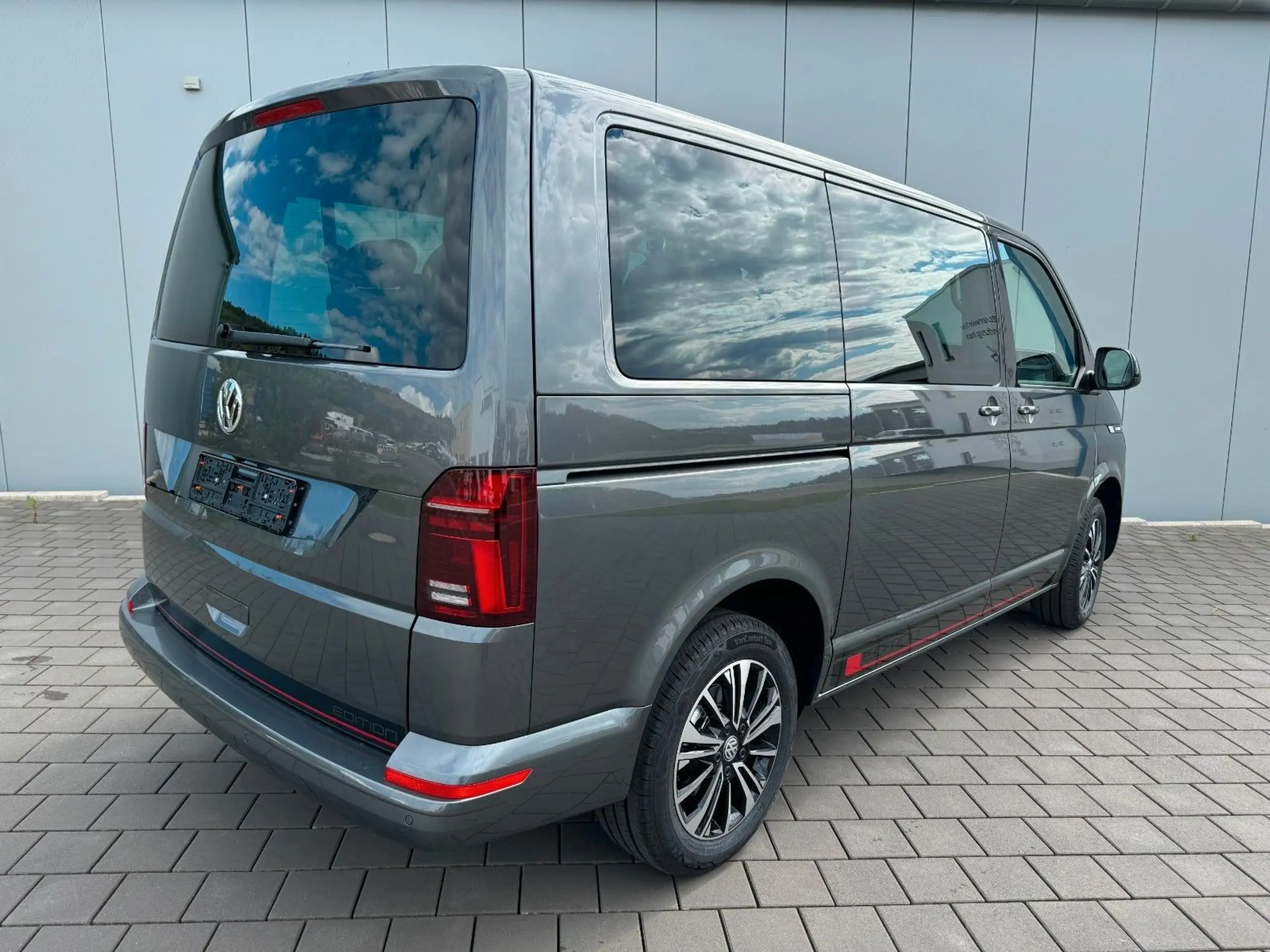 Volkswagen - T6 Caravelle