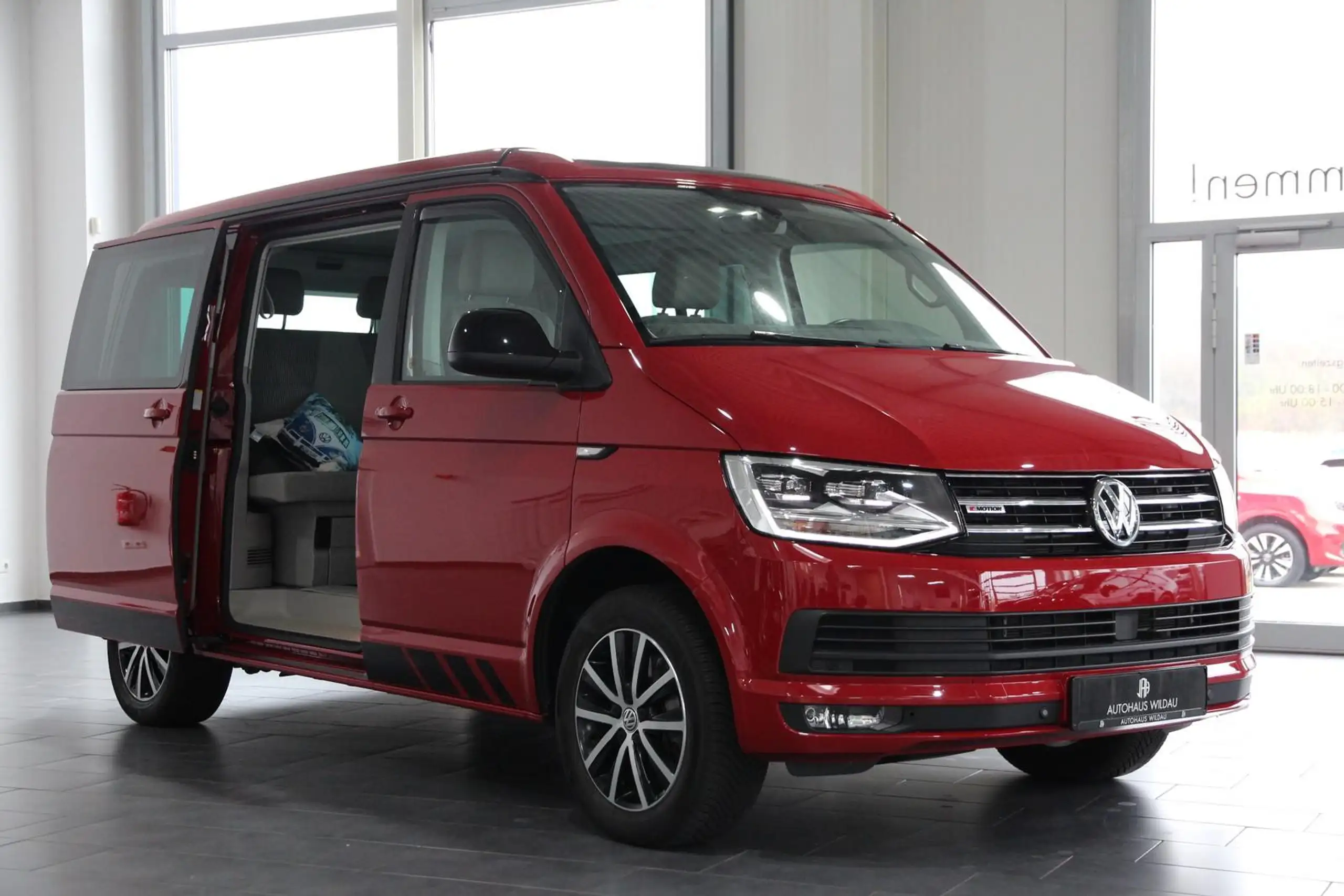 Volkswagen - T6 California