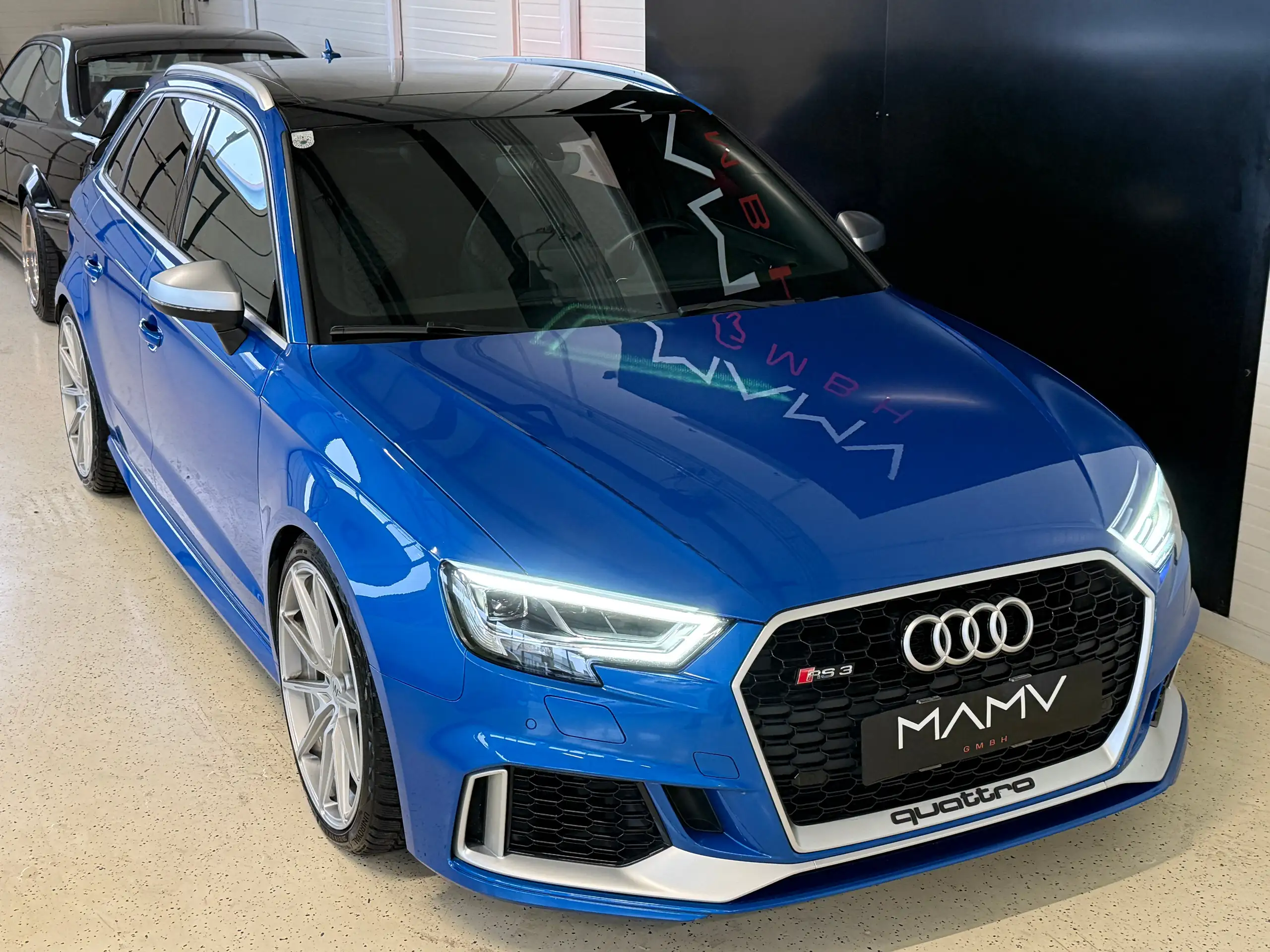 Audi - RS3