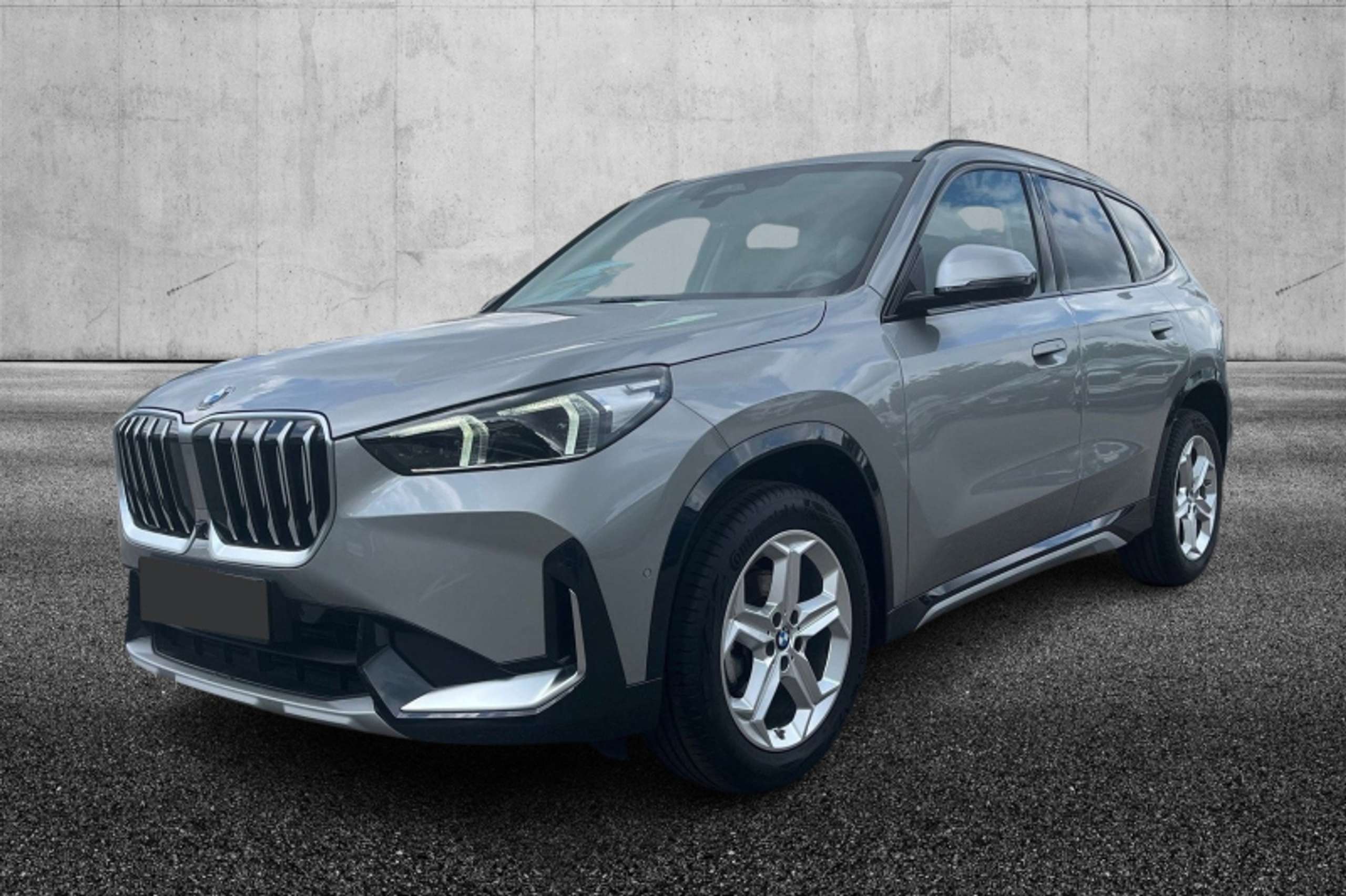 BMW - X1