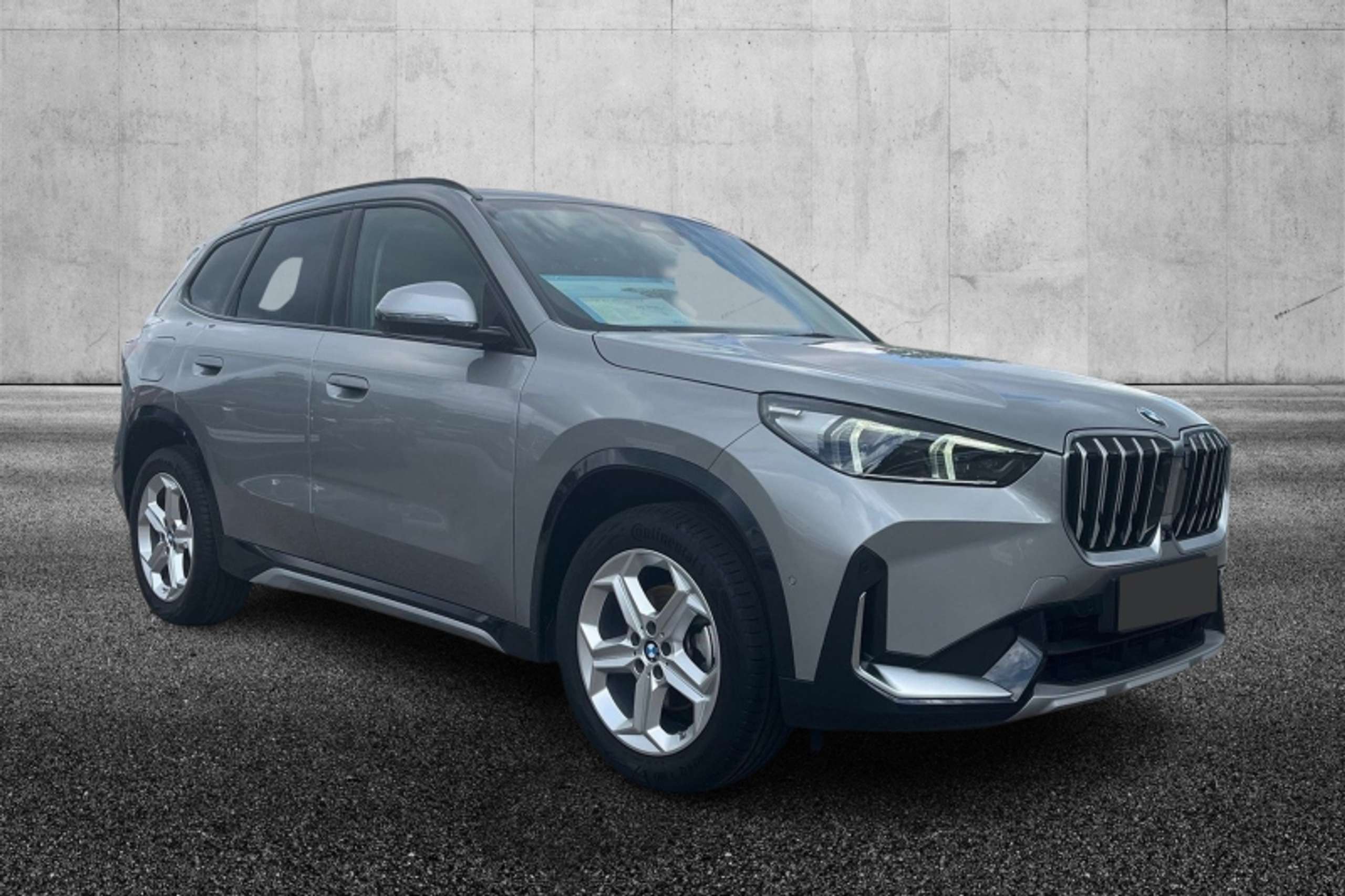 BMW - X1