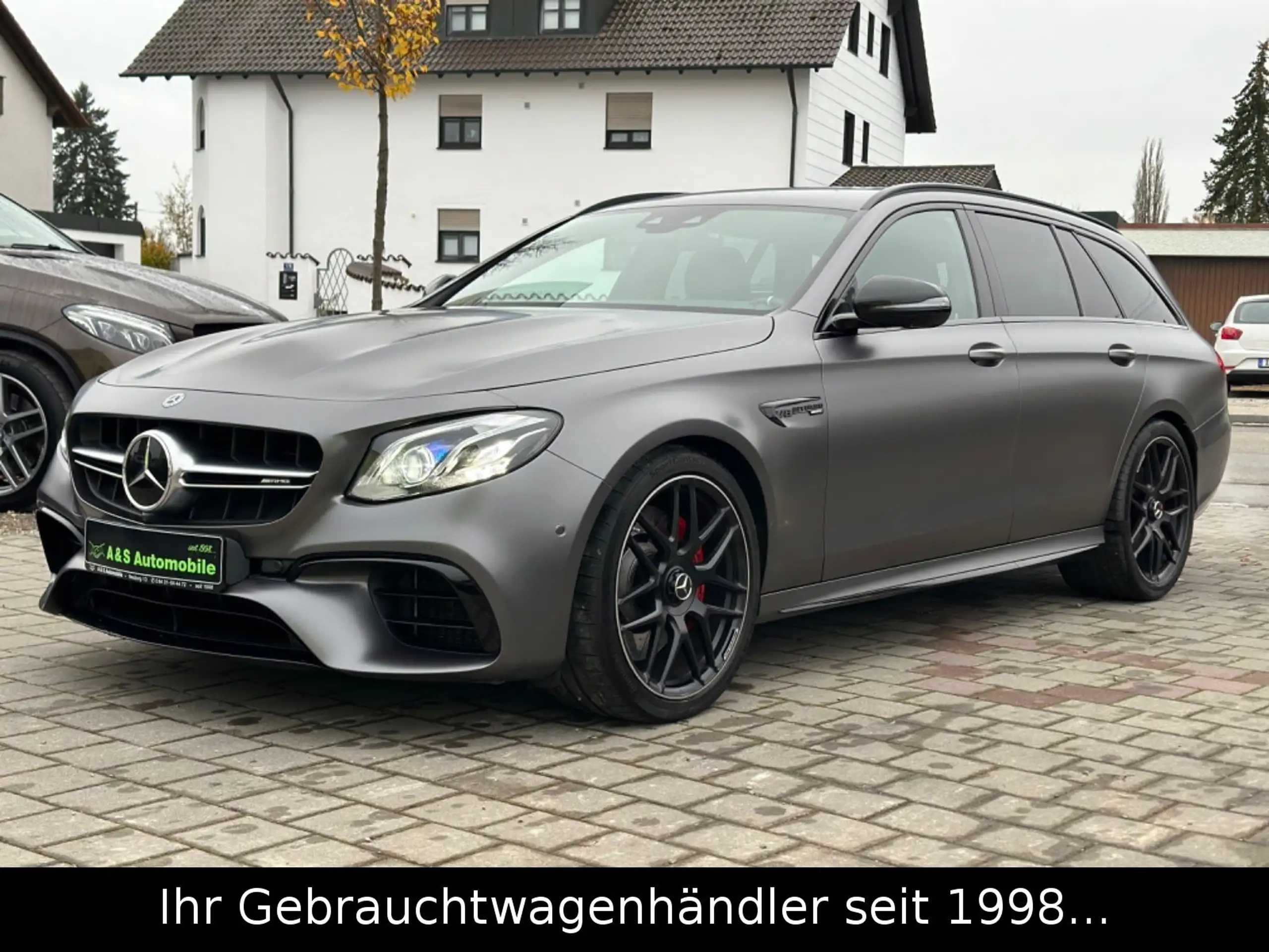 Mercedes-Benz - E 63 AMG