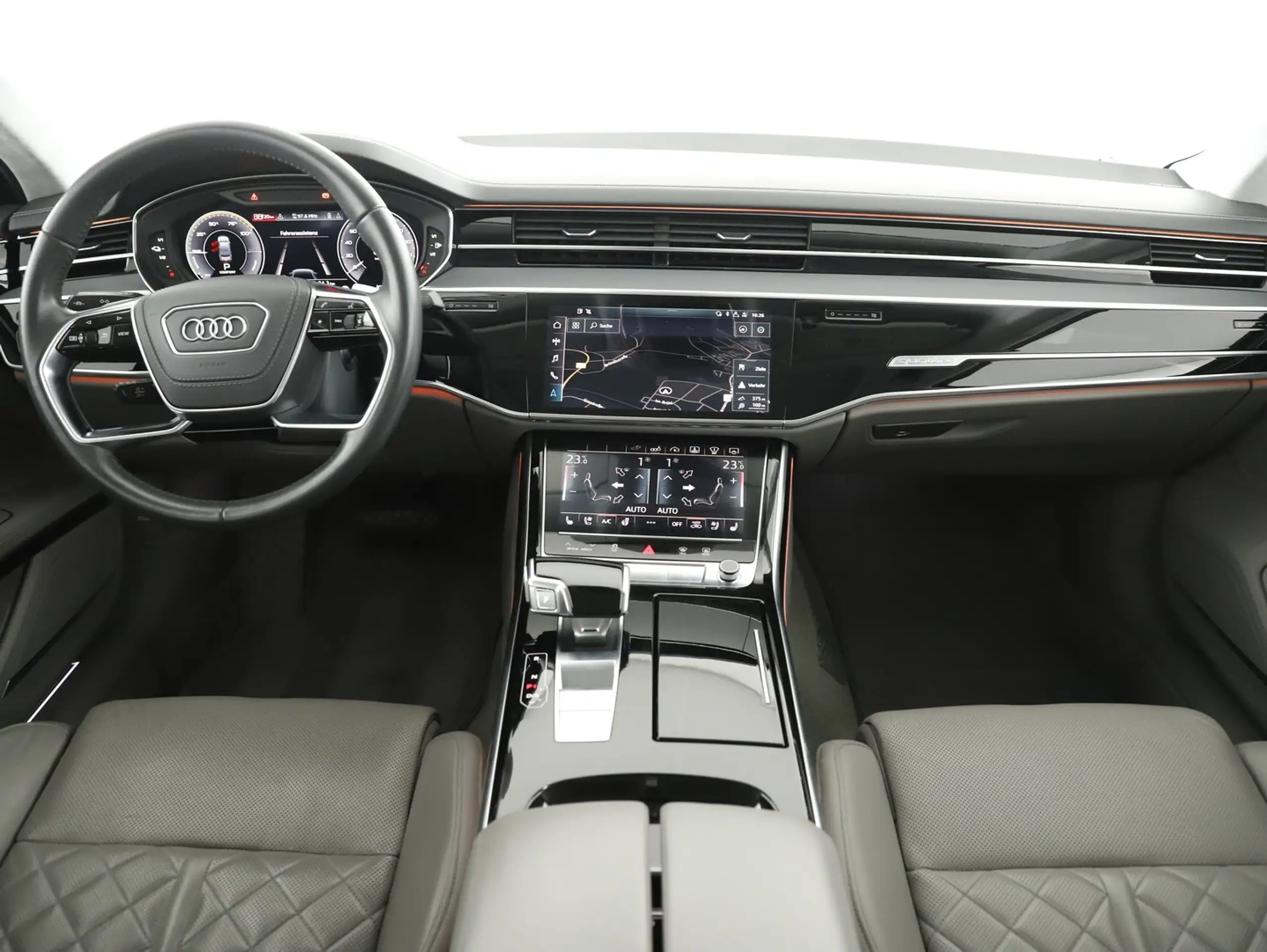 Audi - A8