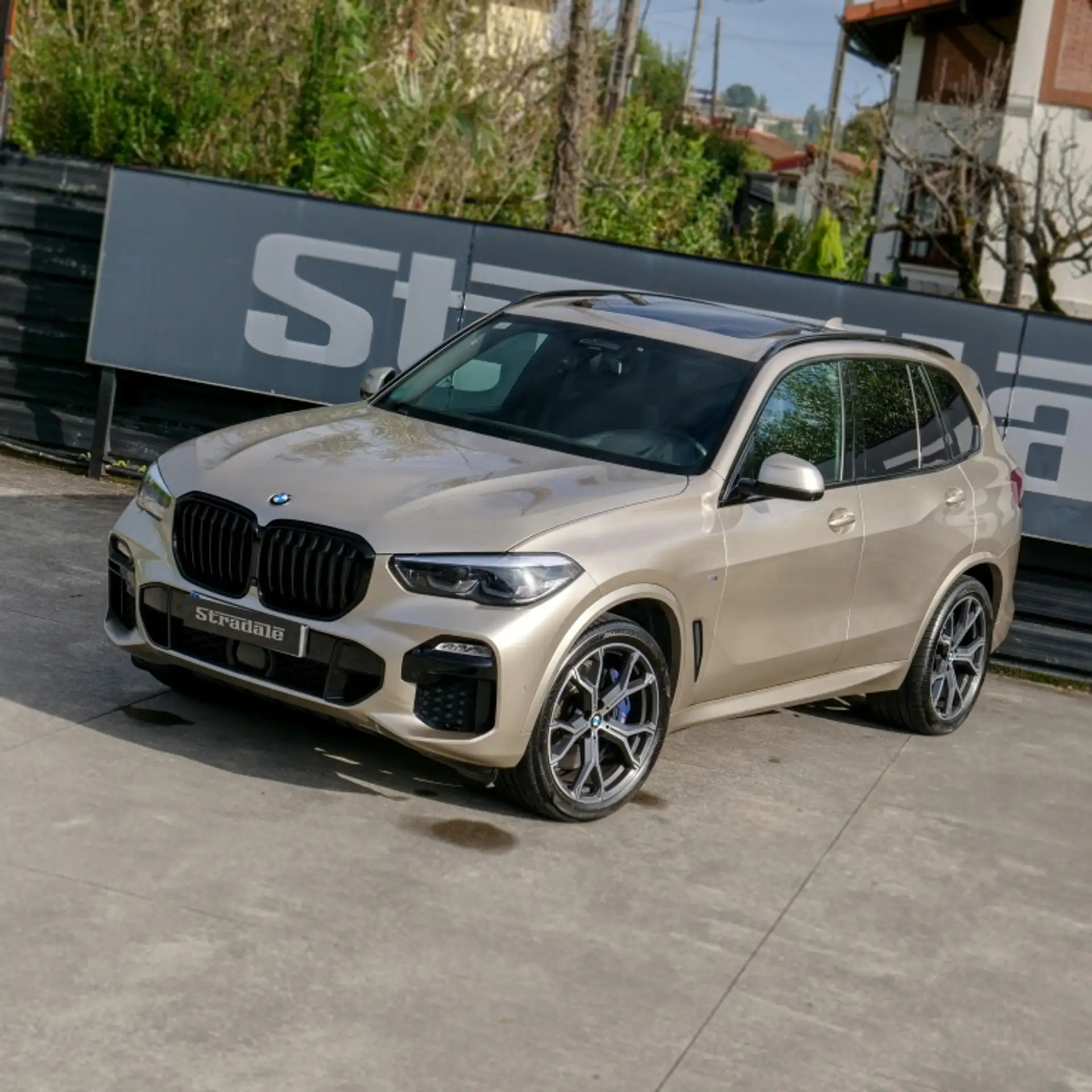 BMW - X5