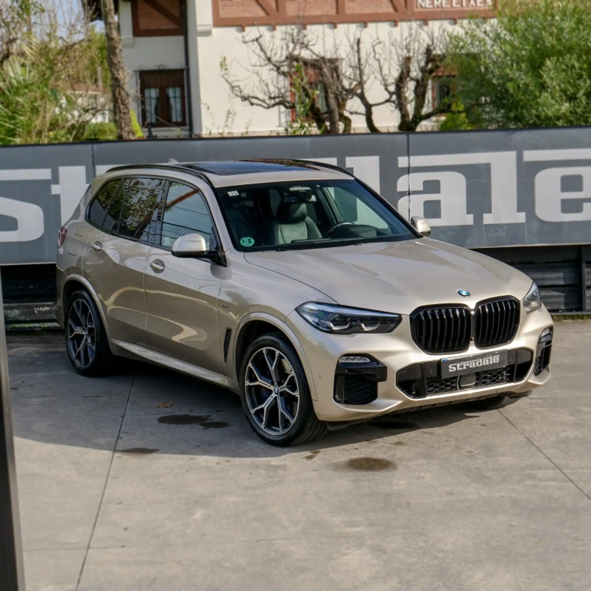 BMW - X5