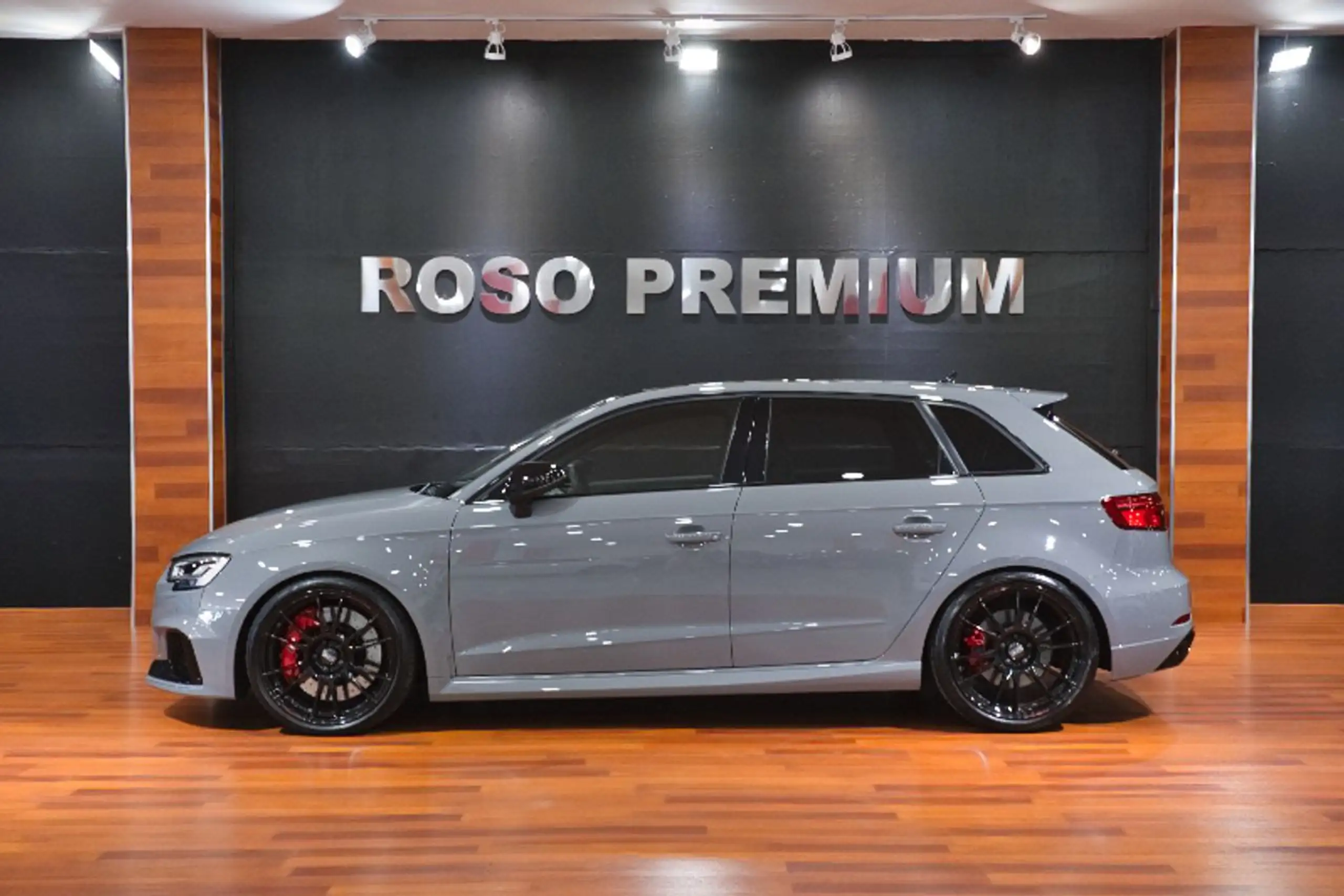 Audi - RS3