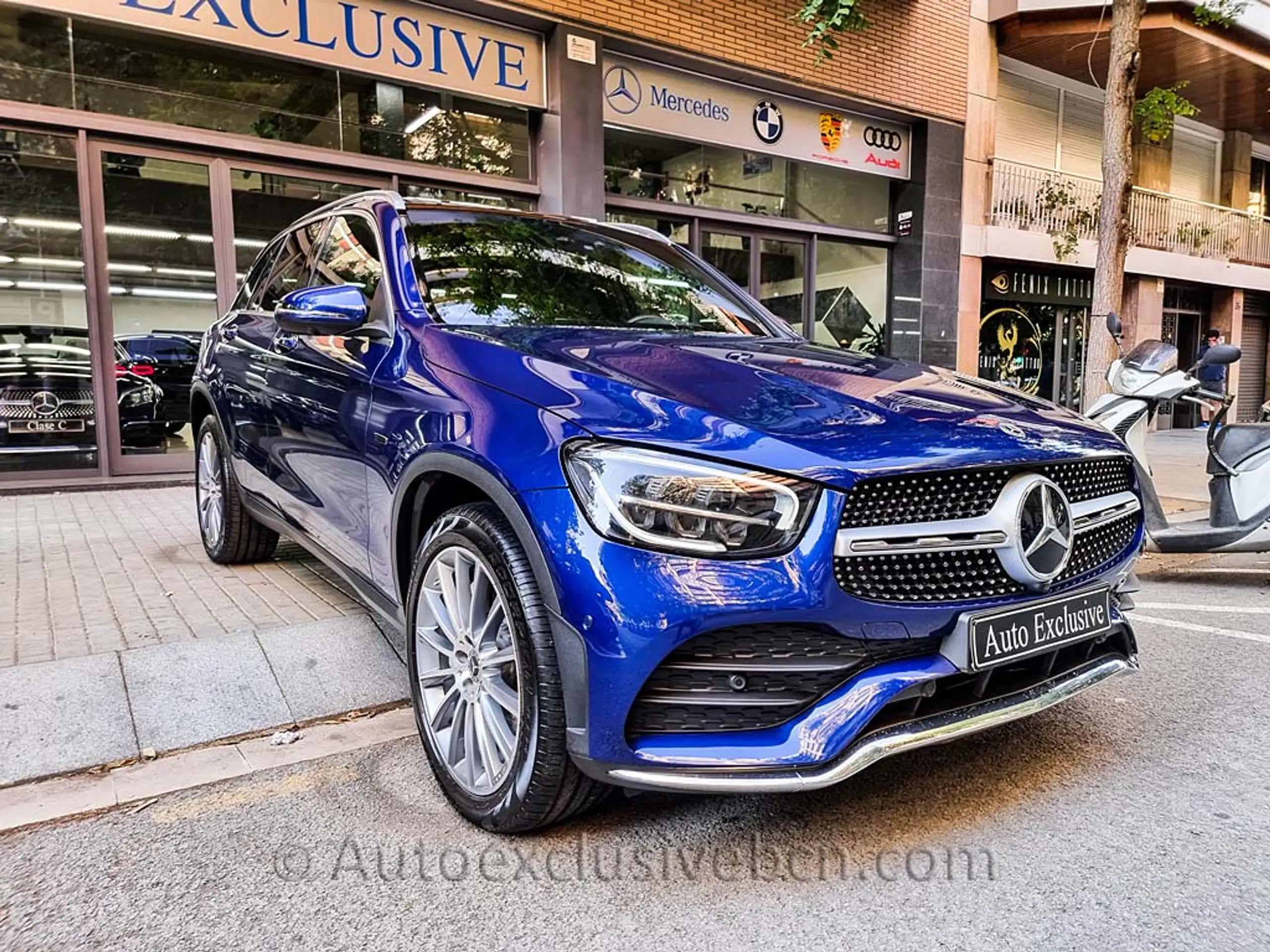 Mercedes-Benz - GLC 300