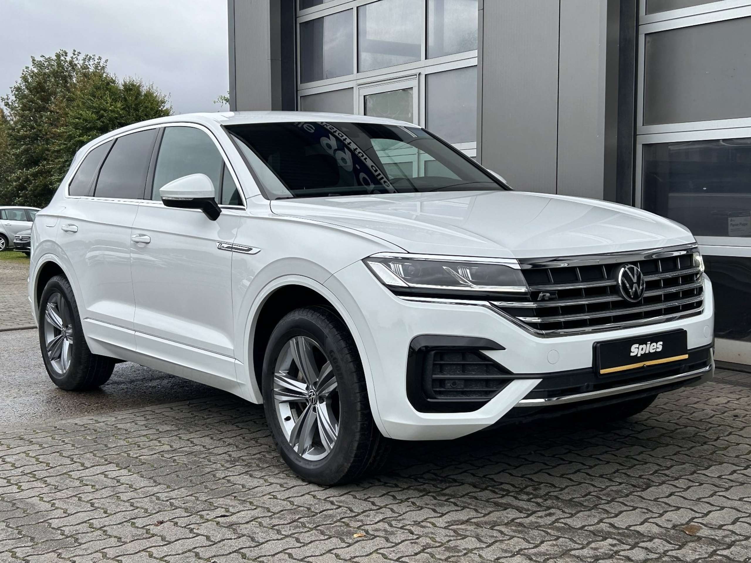 Volkswagen - Touareg