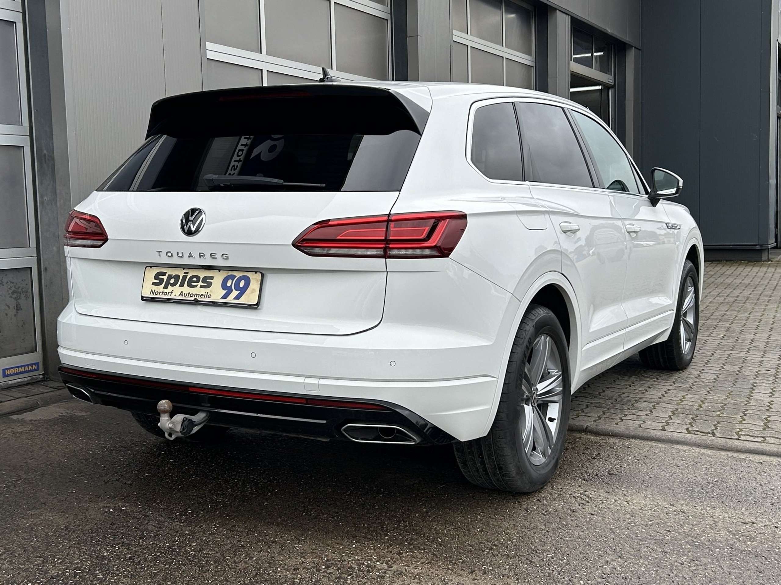 Volkswagen - Touareg