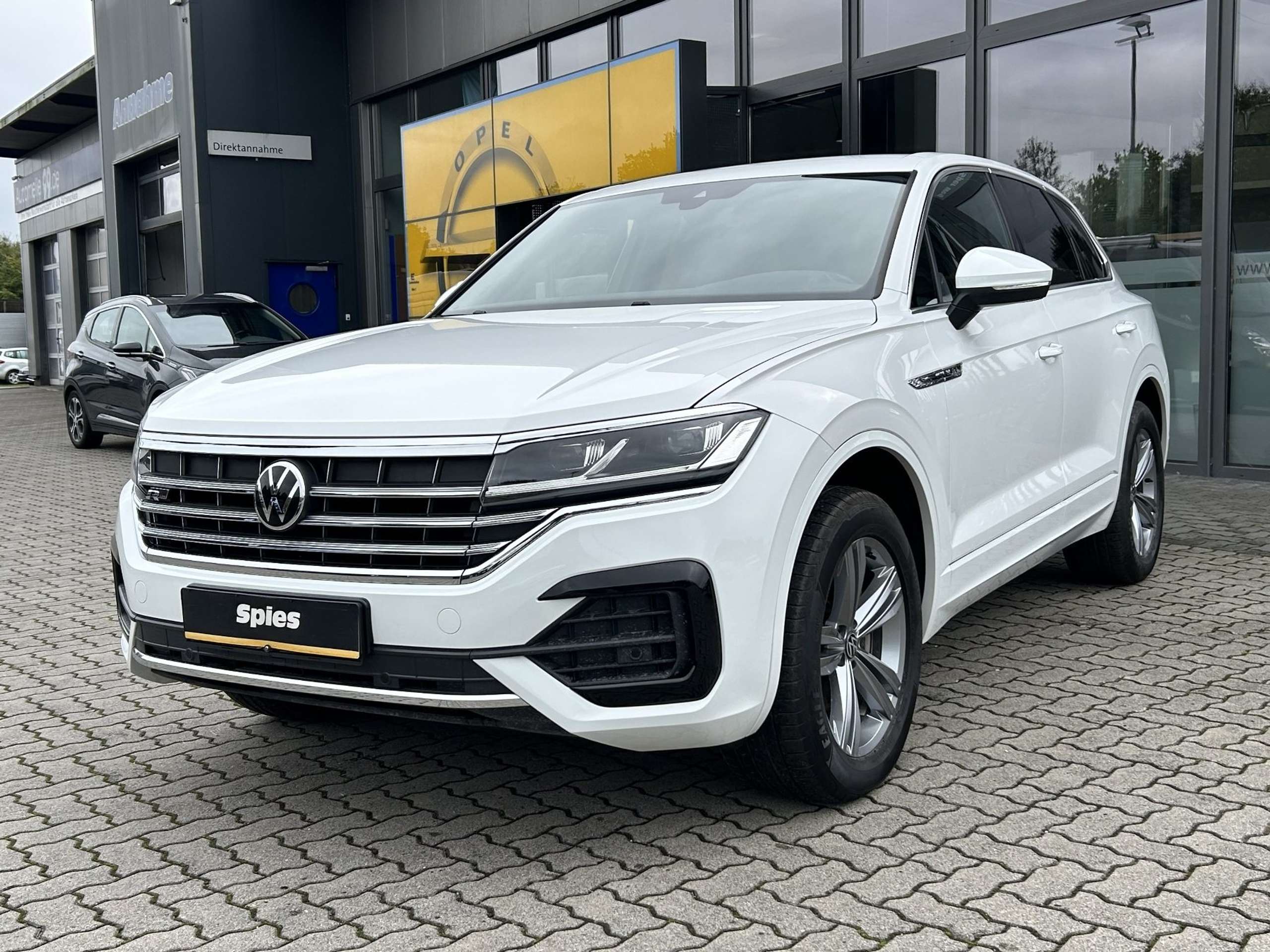 Volkswagen - Touareg