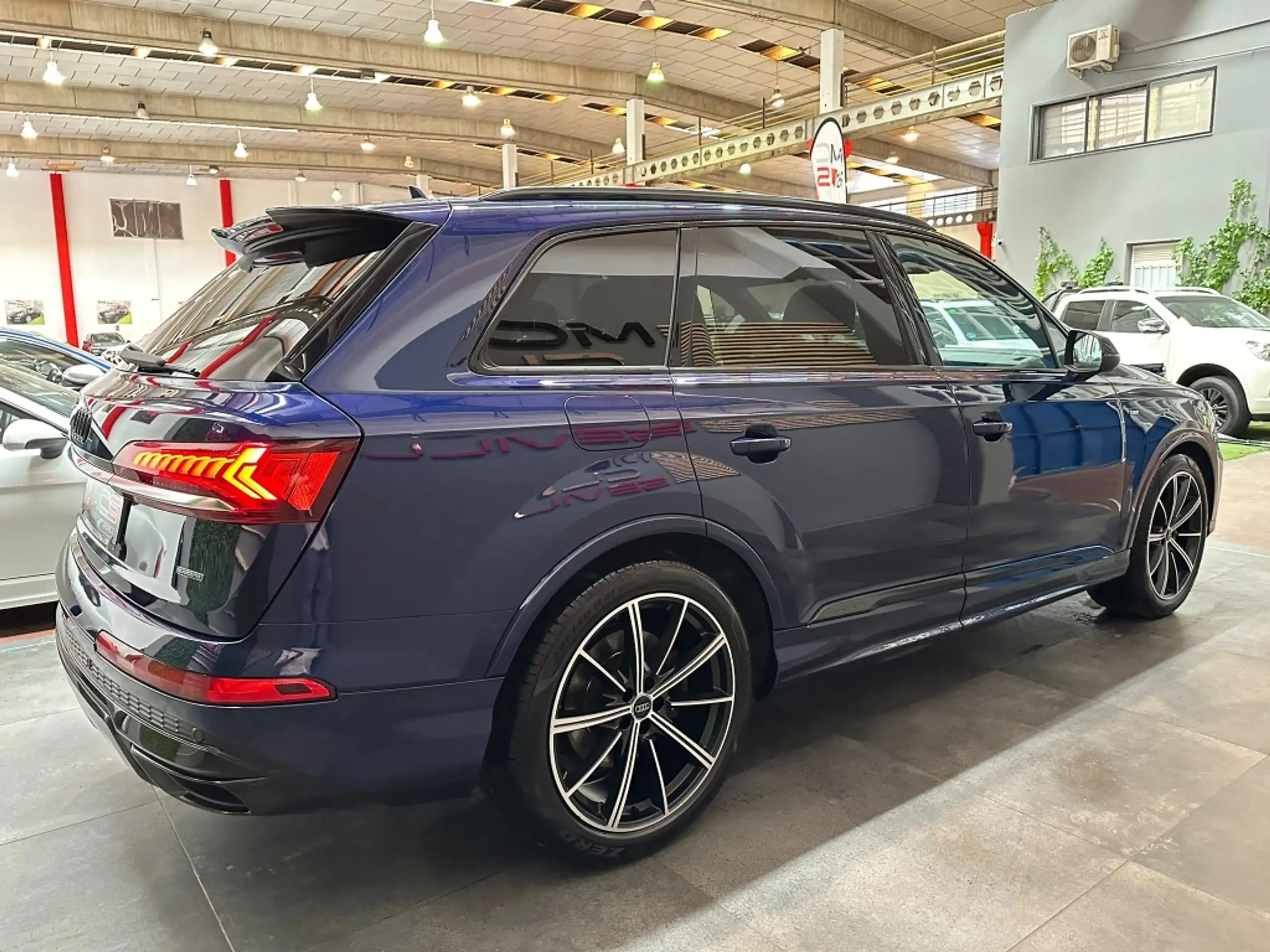 Audi - Q7