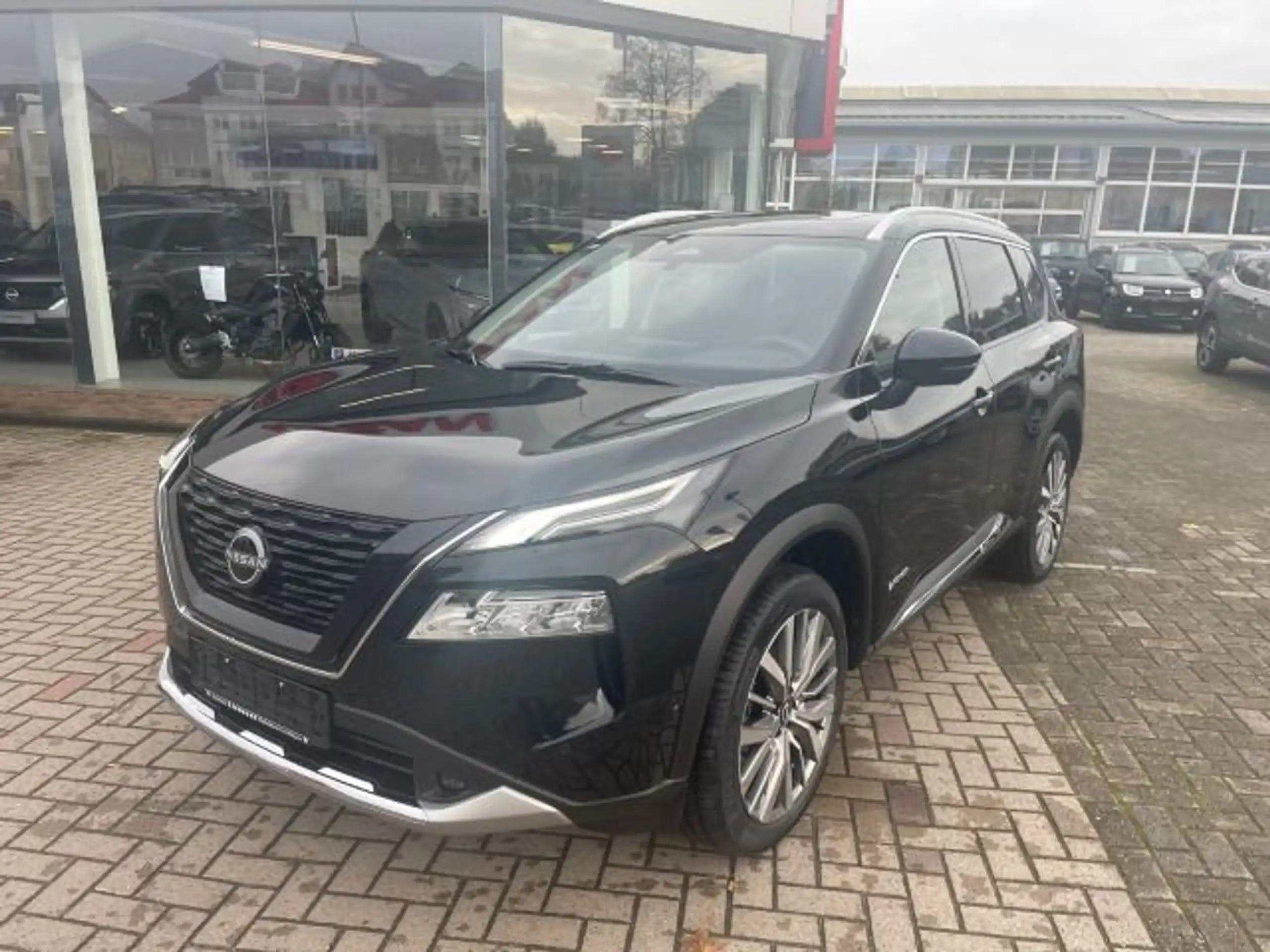 Nissan - X-Trail