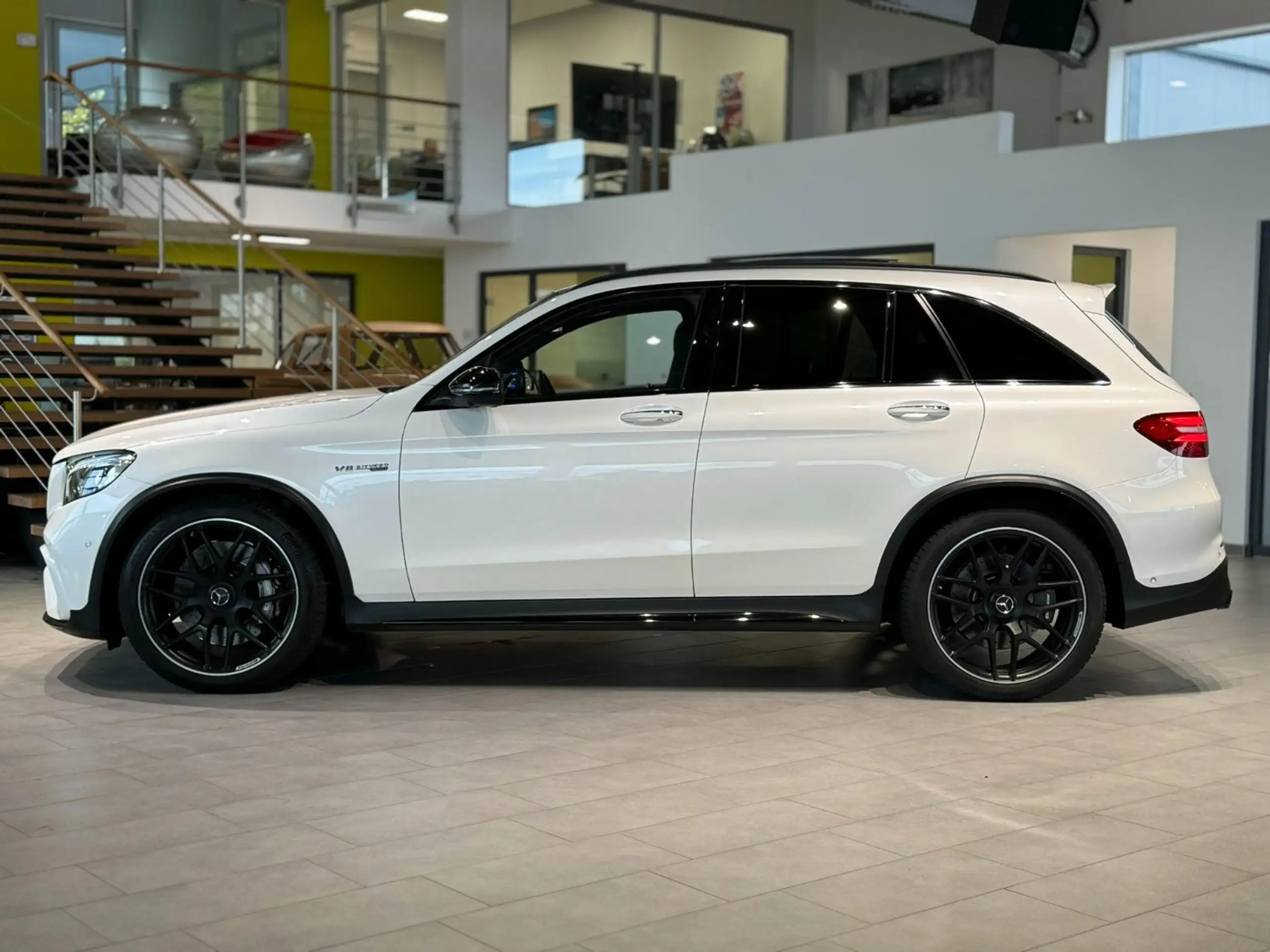 Mercedes-Benz - GLC 63 AMG