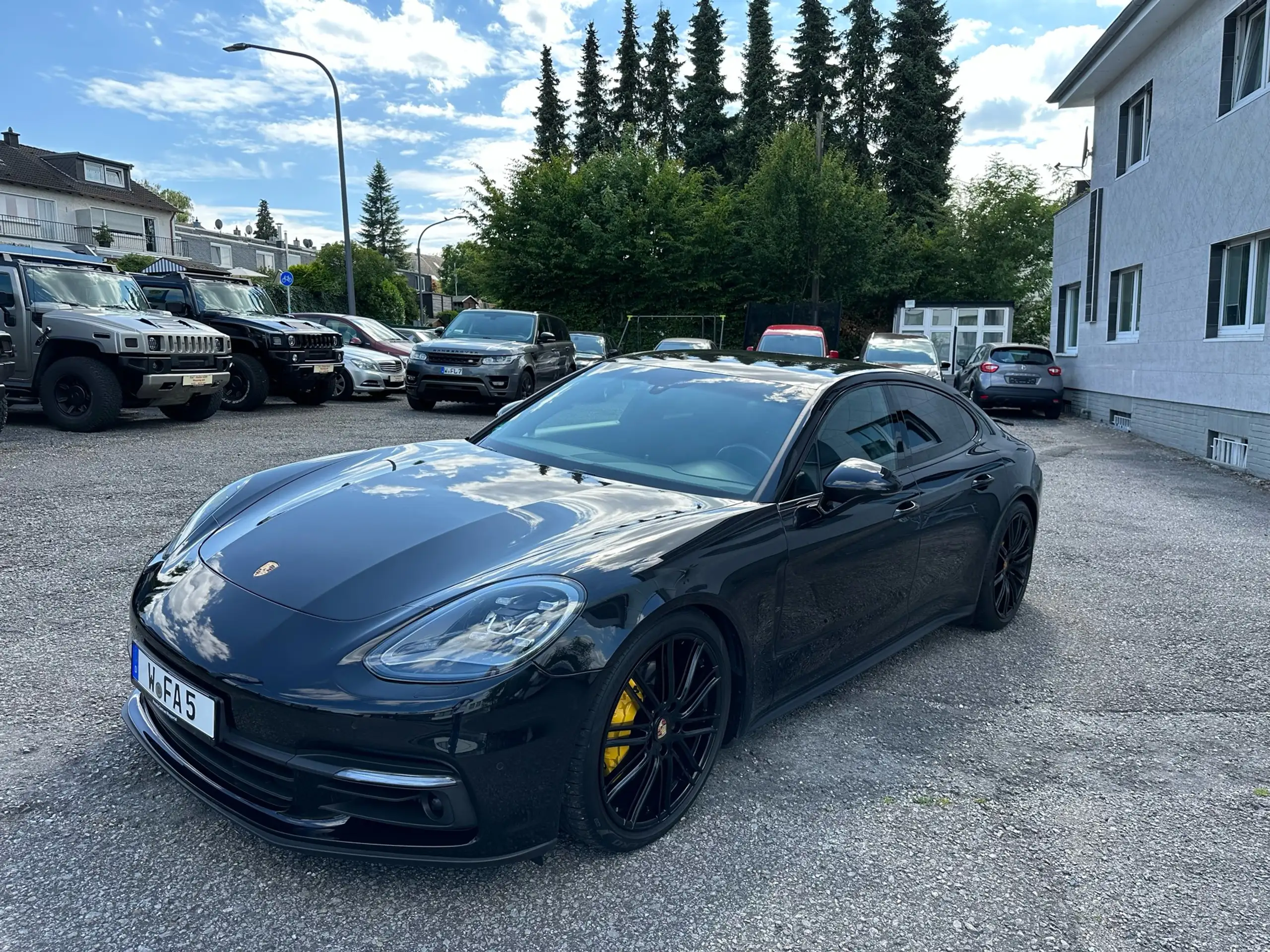 Porsche - Panamera