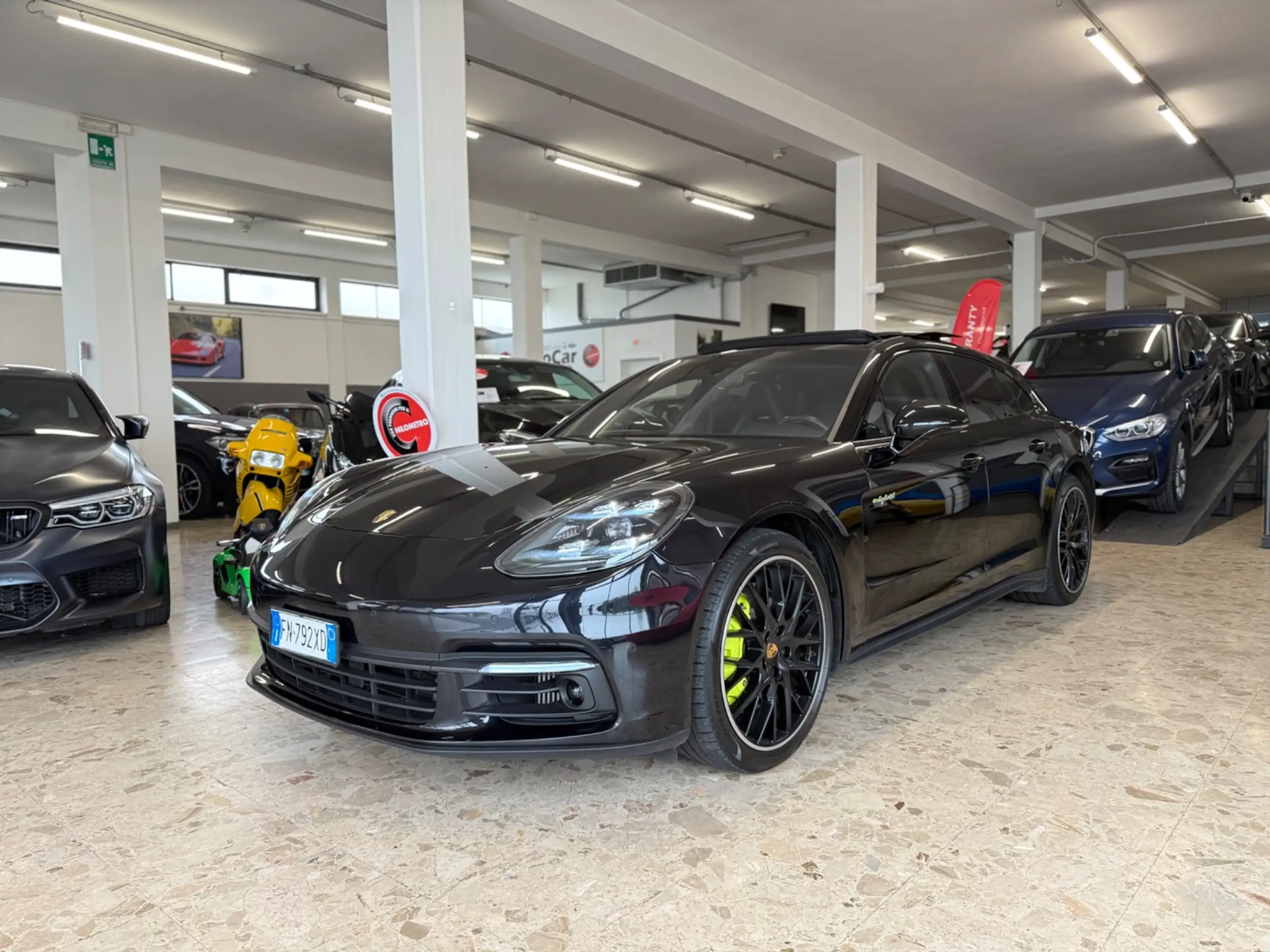 Porsche - Panamera