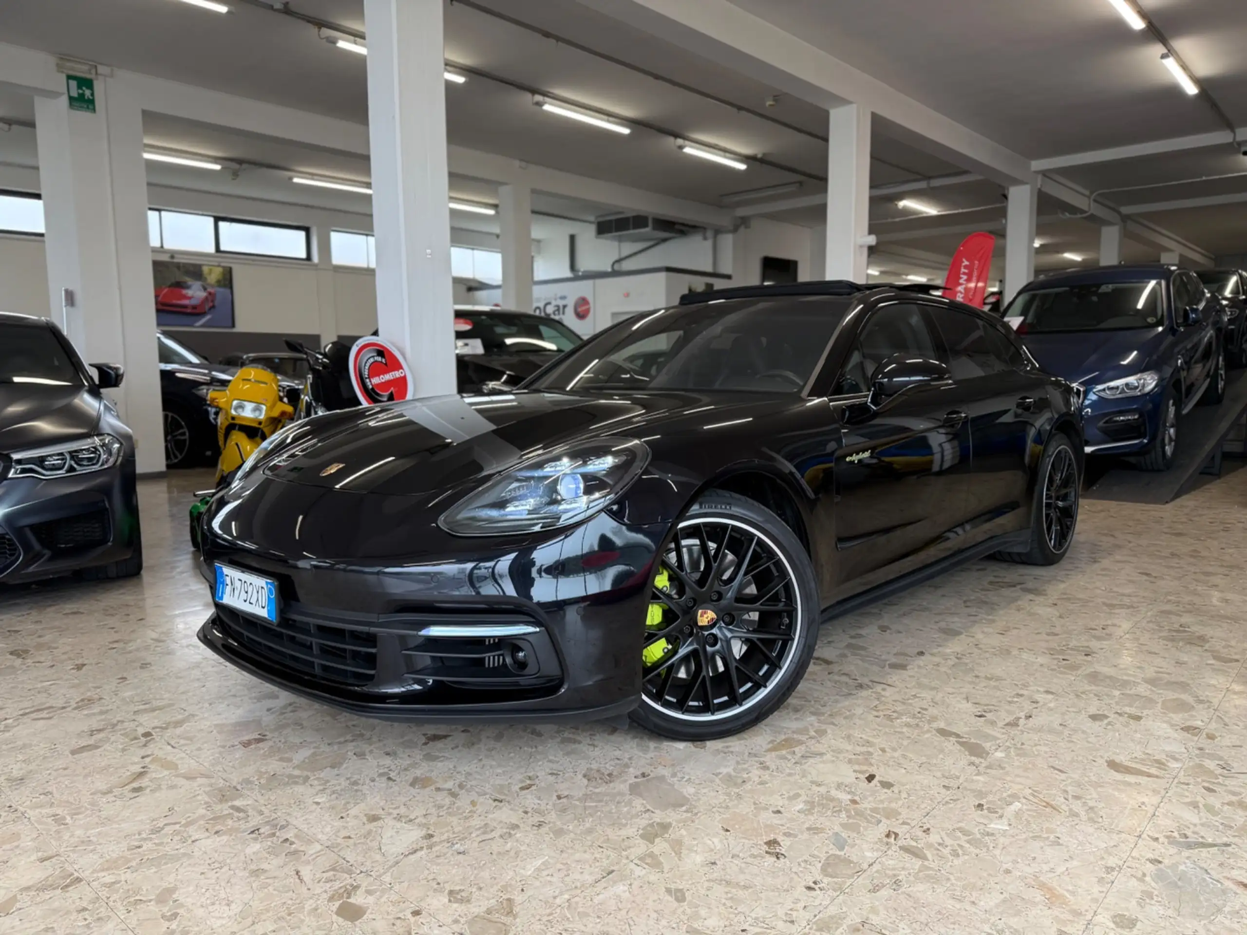 Porsche - Panamera