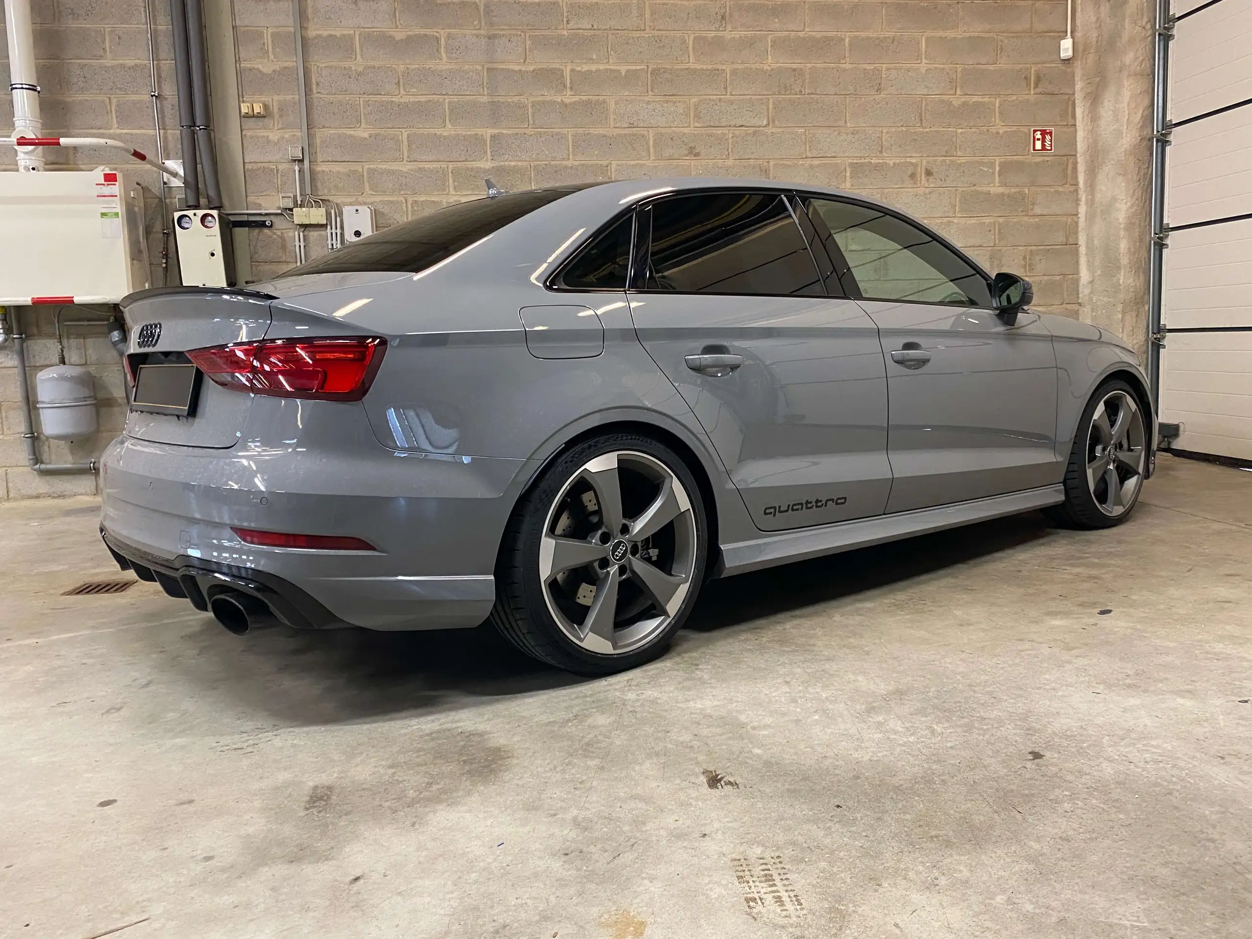 Audi - RS3