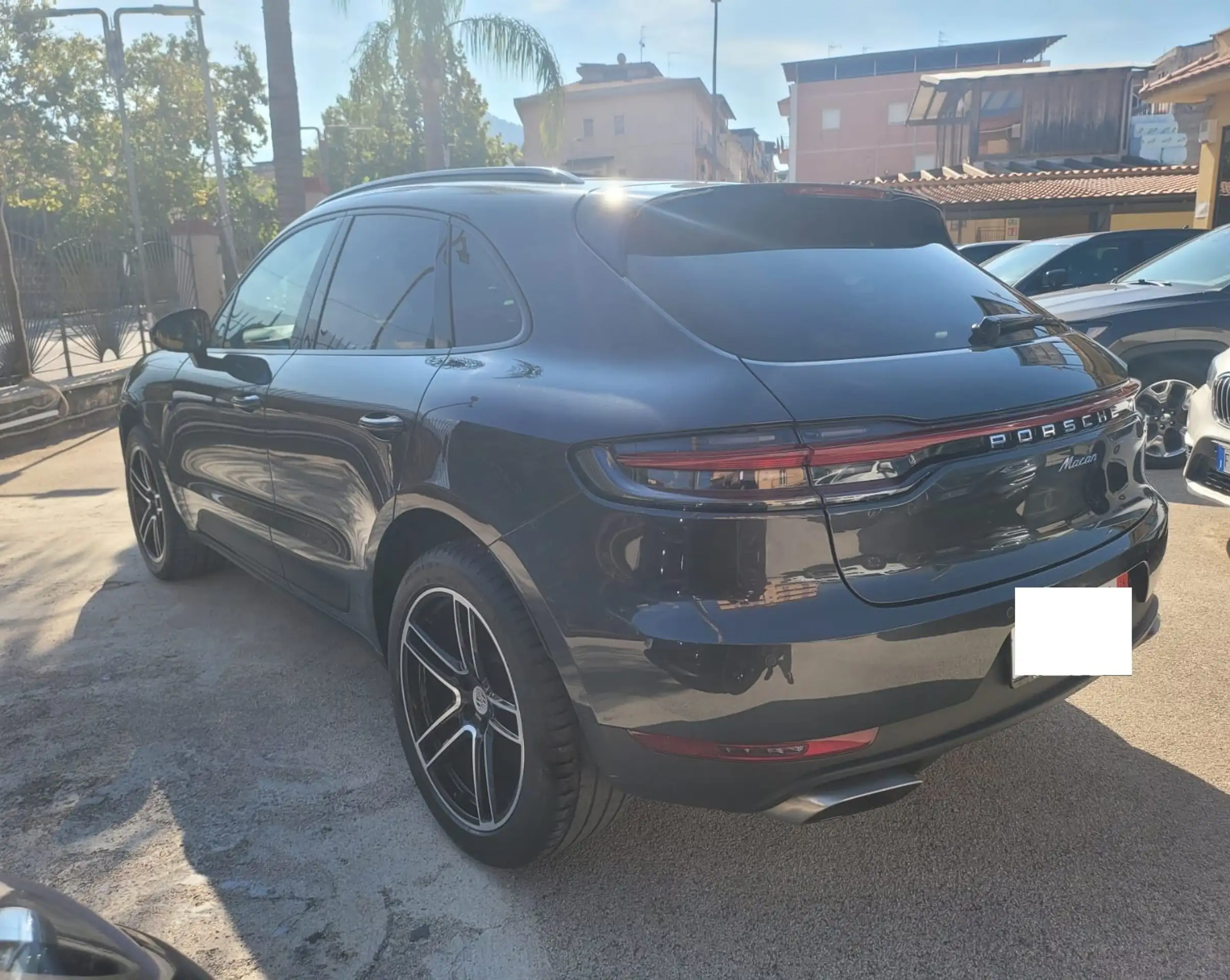 Porsche - Macan