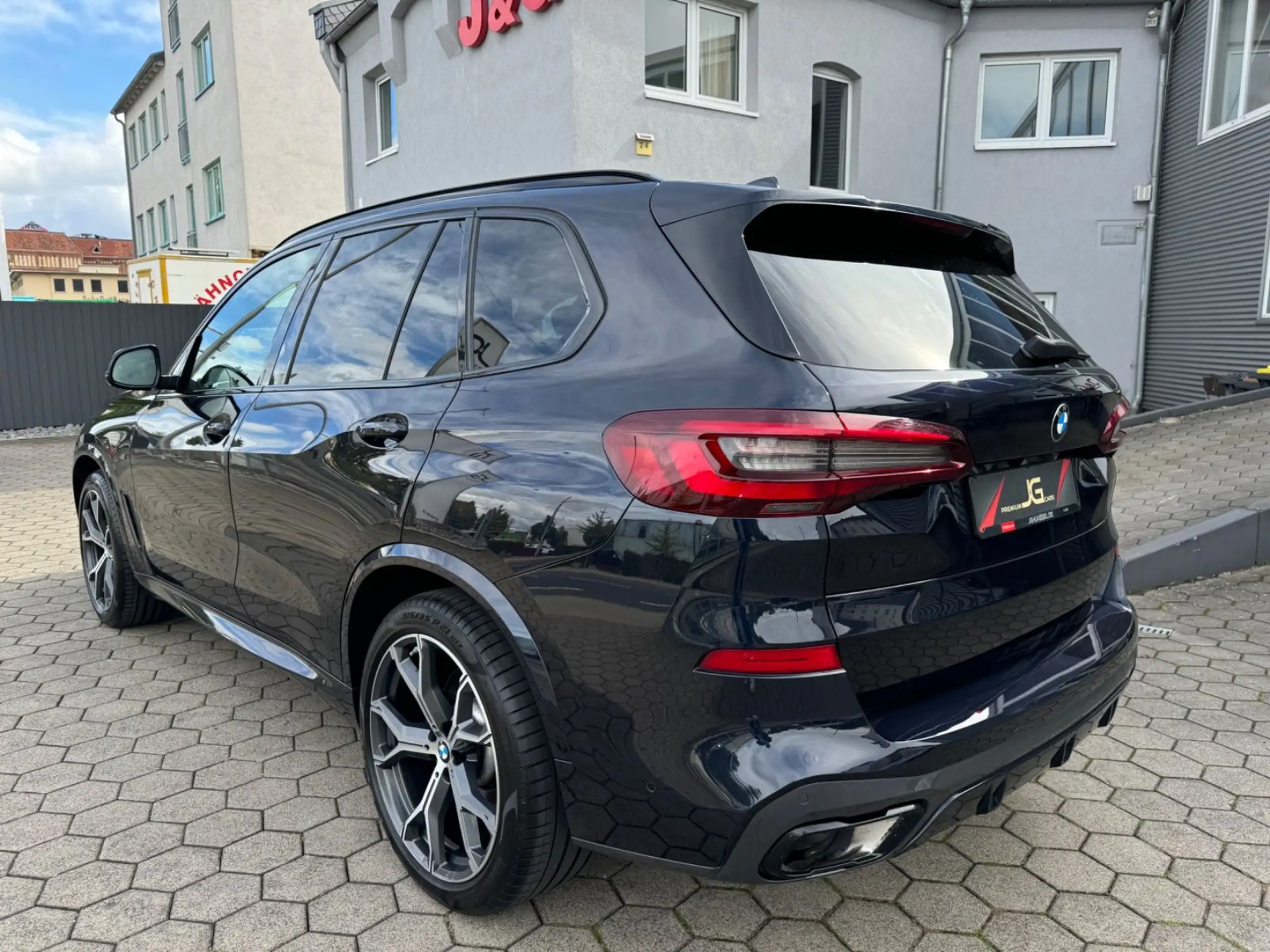 BMW - X5