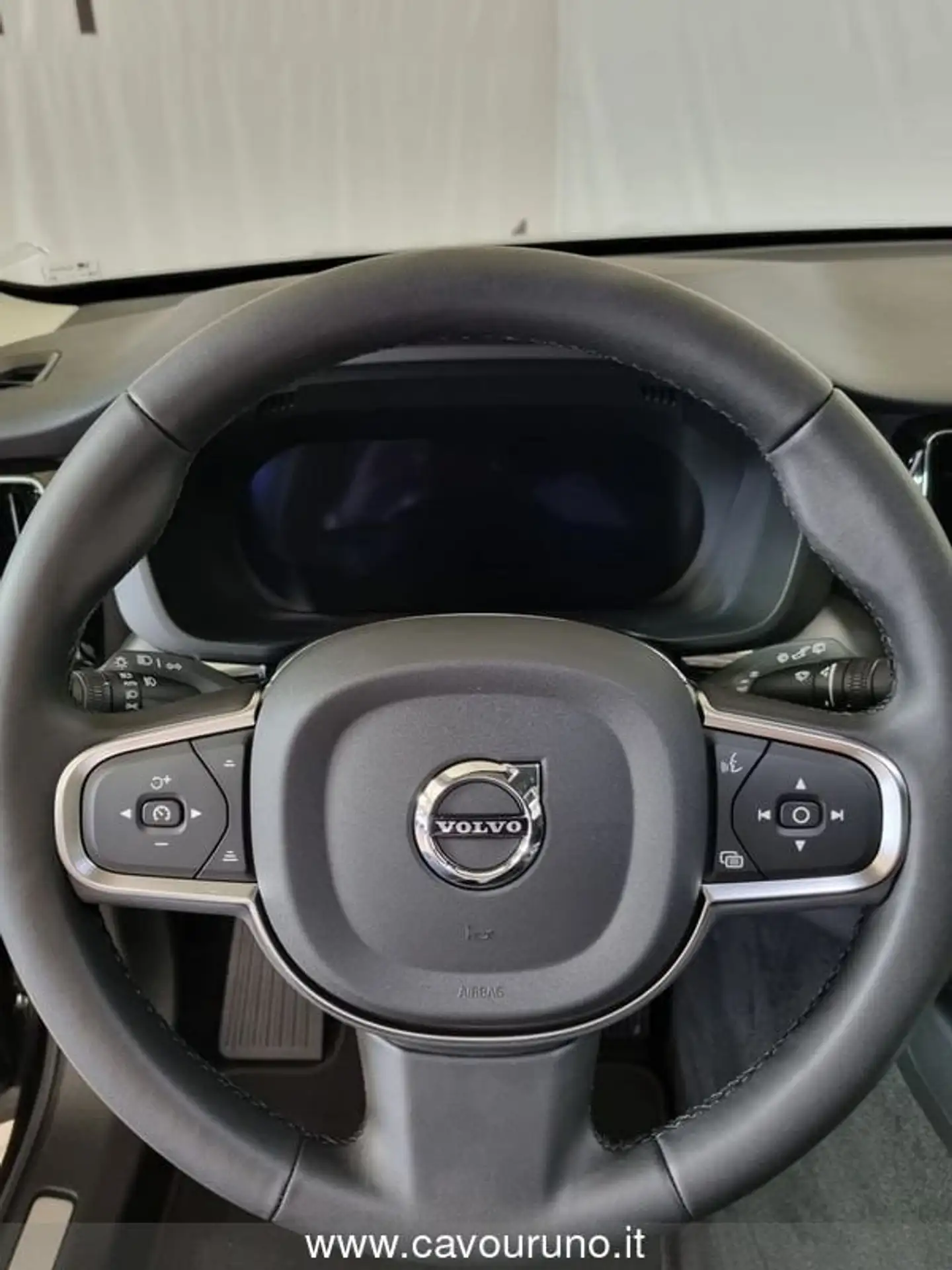 Volvo - XC60