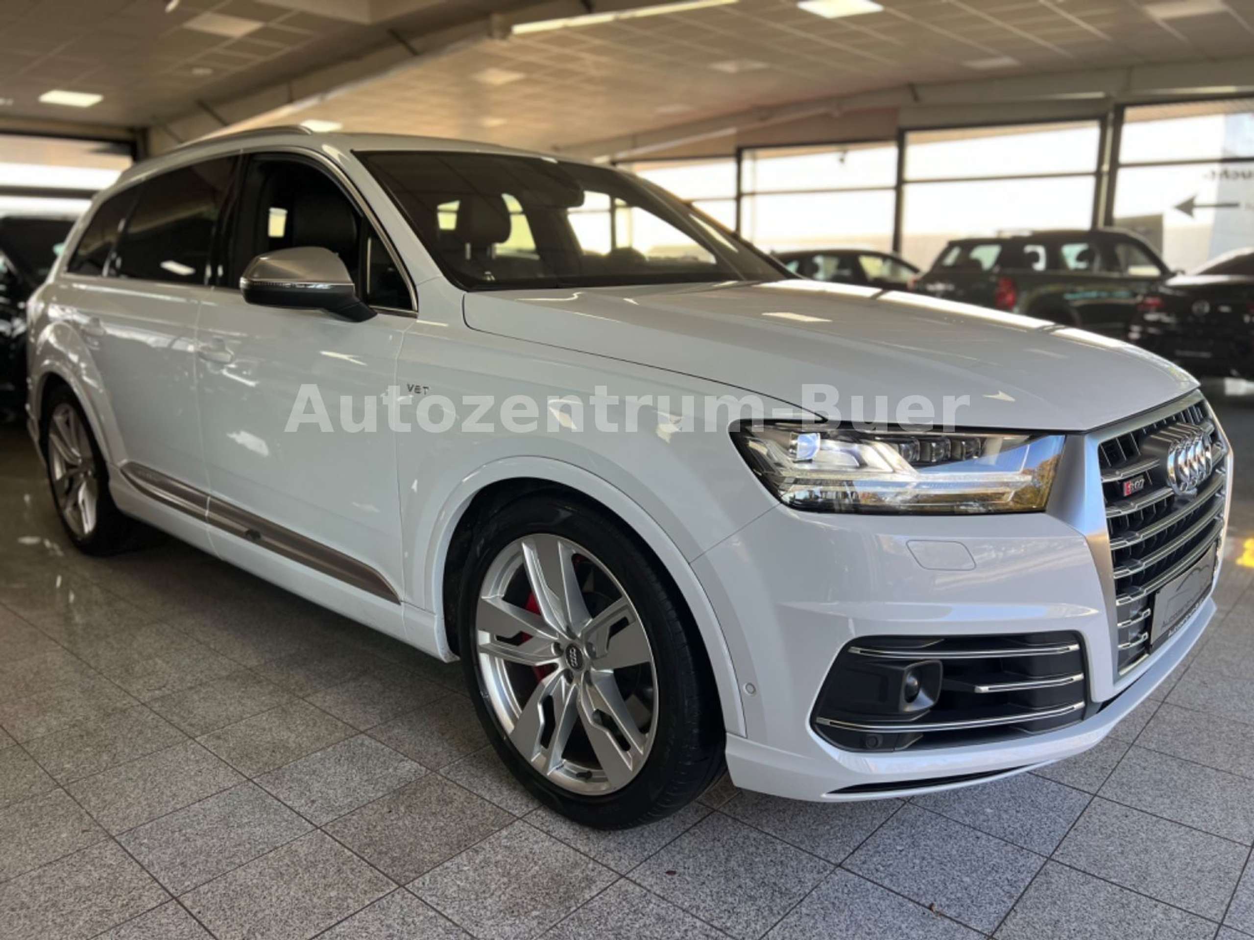 Audi - SQ7