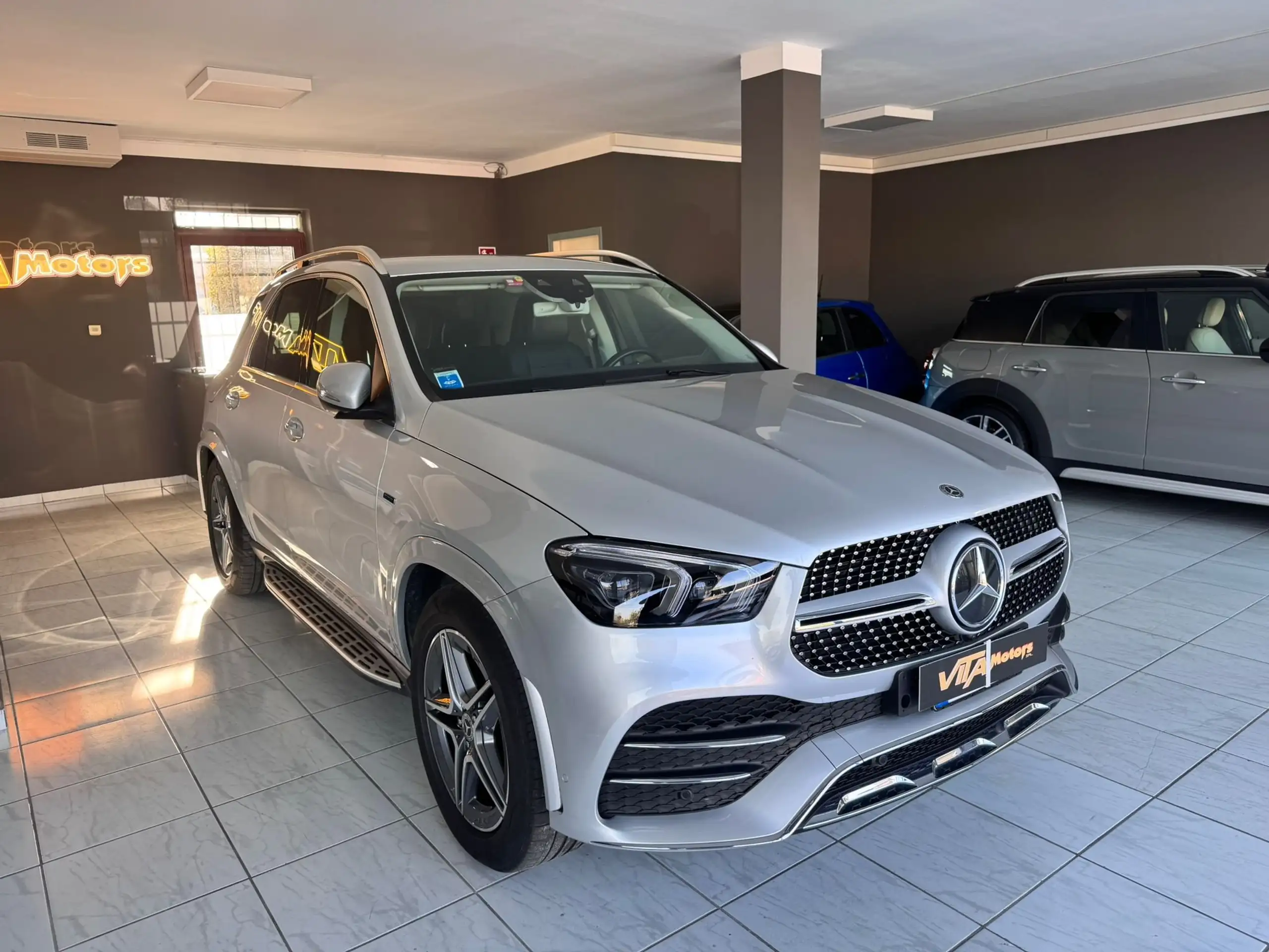 Mercedes-Benz - GLE 350