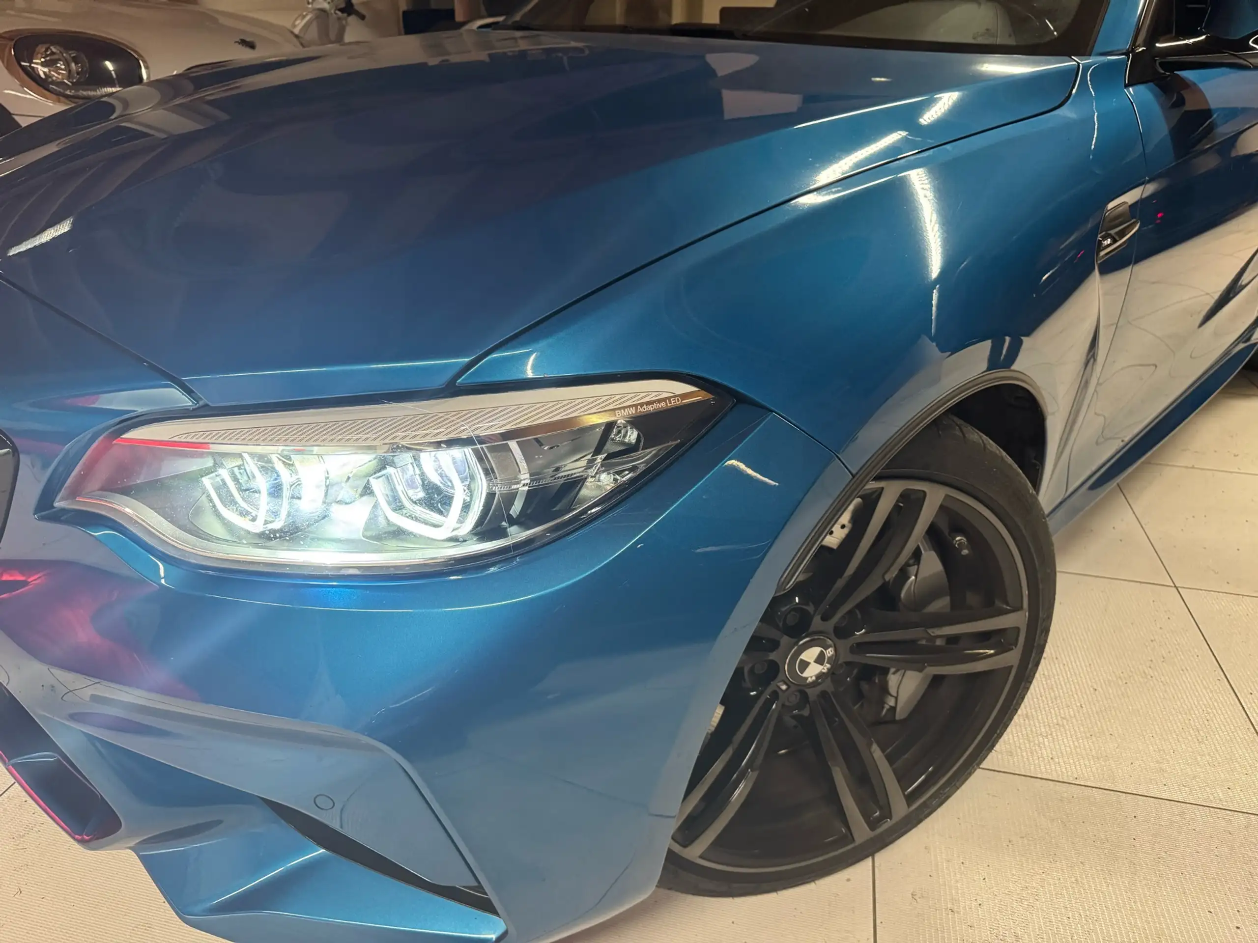 BMW - M2