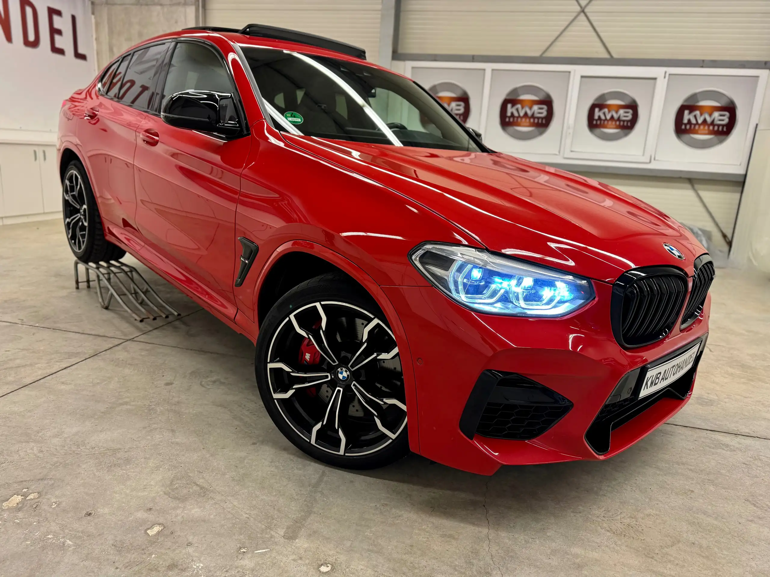 BMW - X4 M