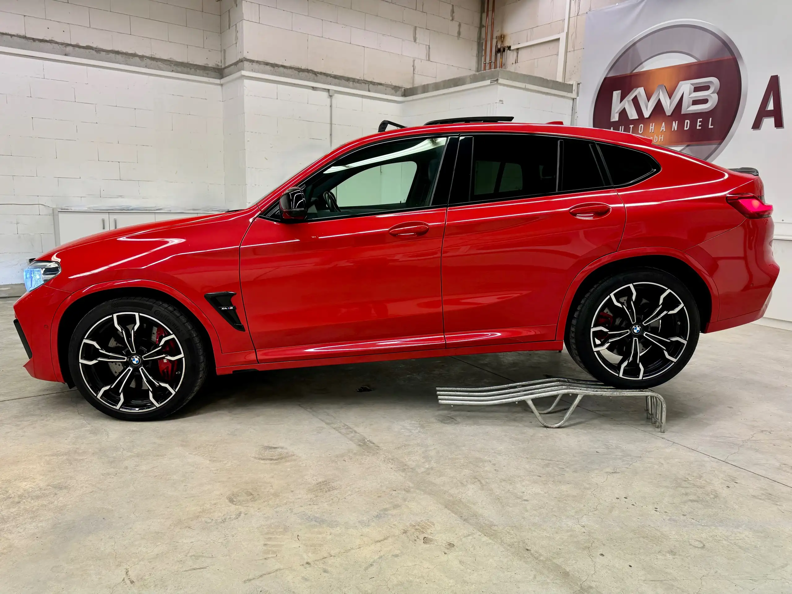 BMW - X4 M