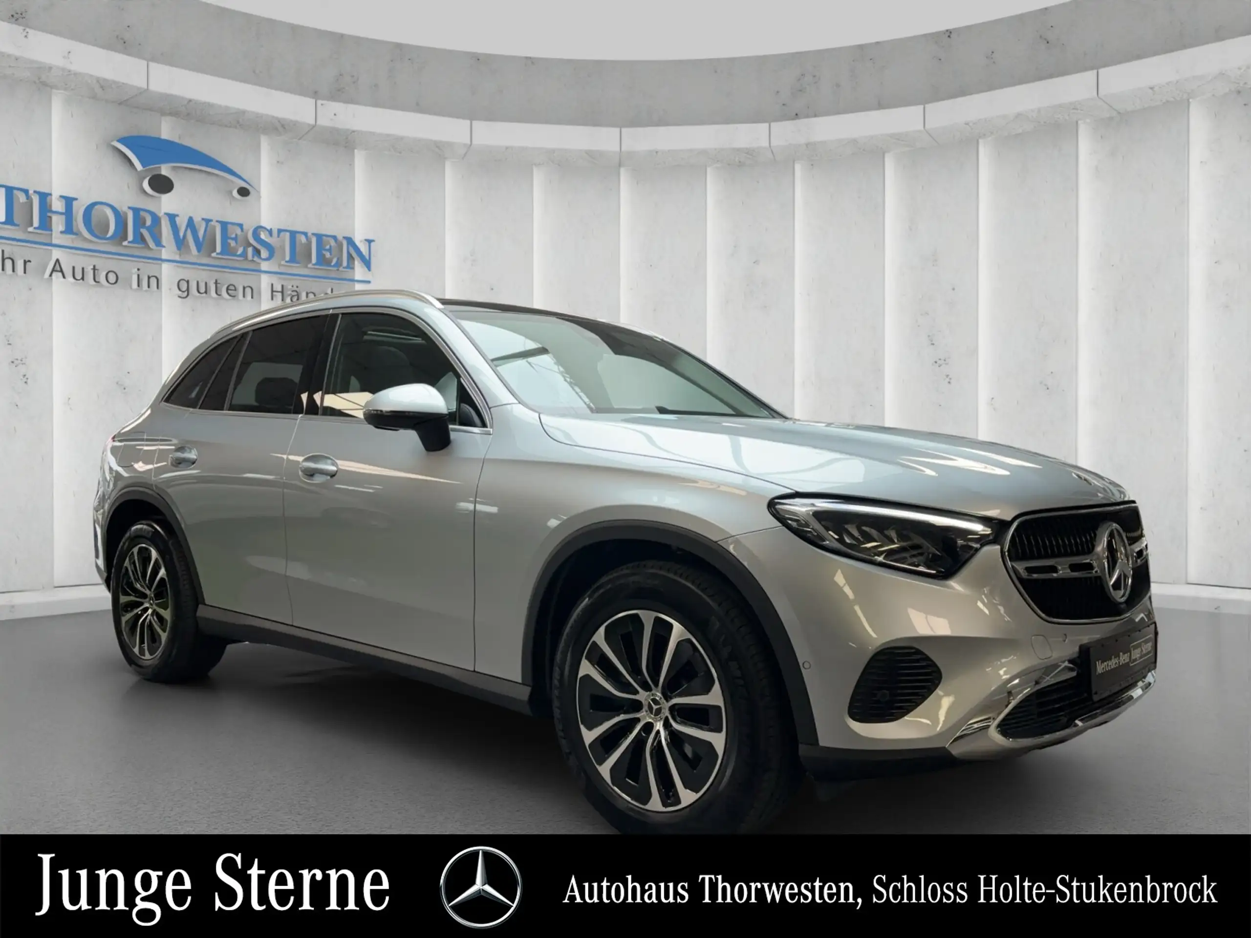 Mercedes-Benz - GLC 200