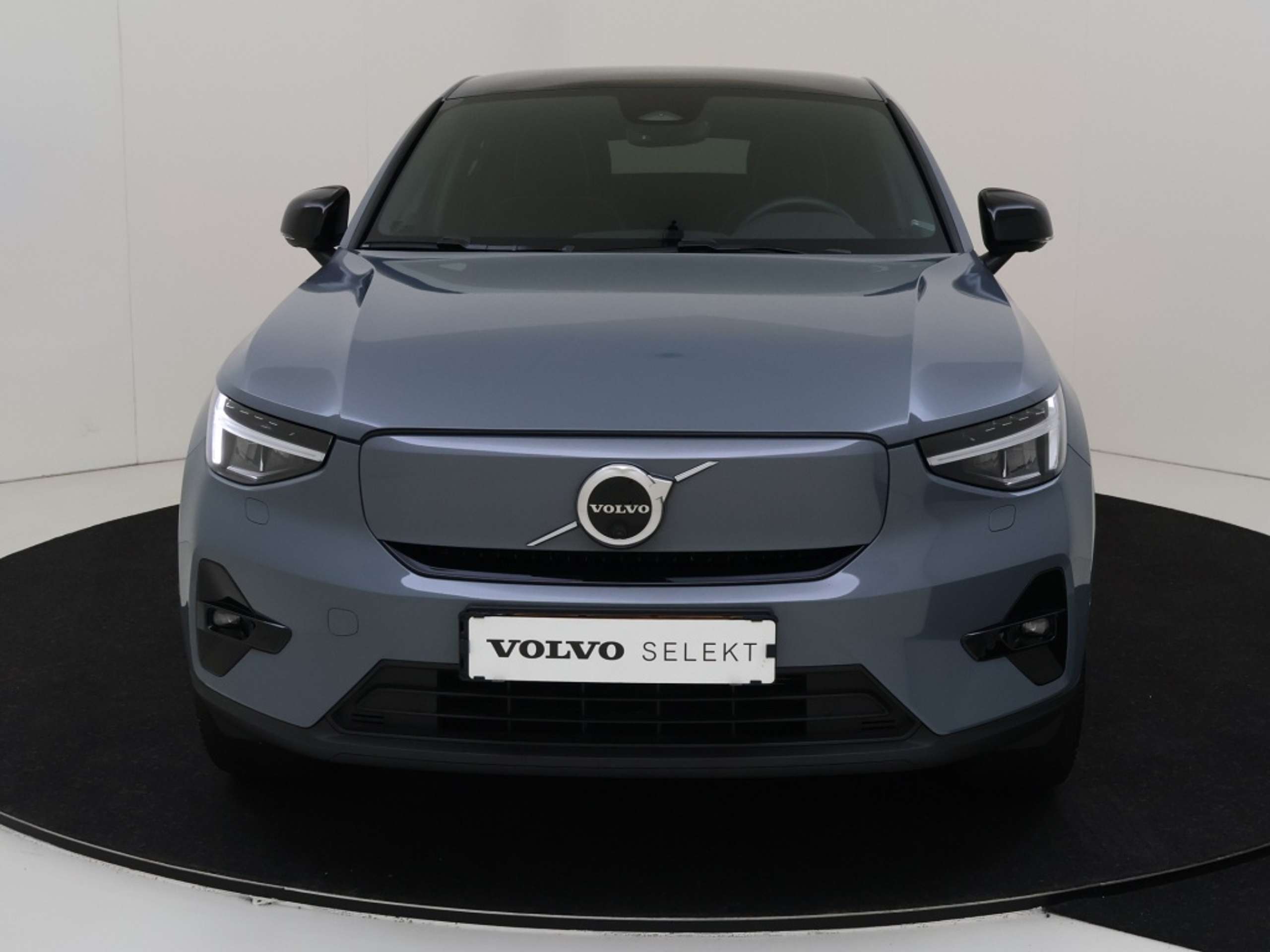 Volvo - C40