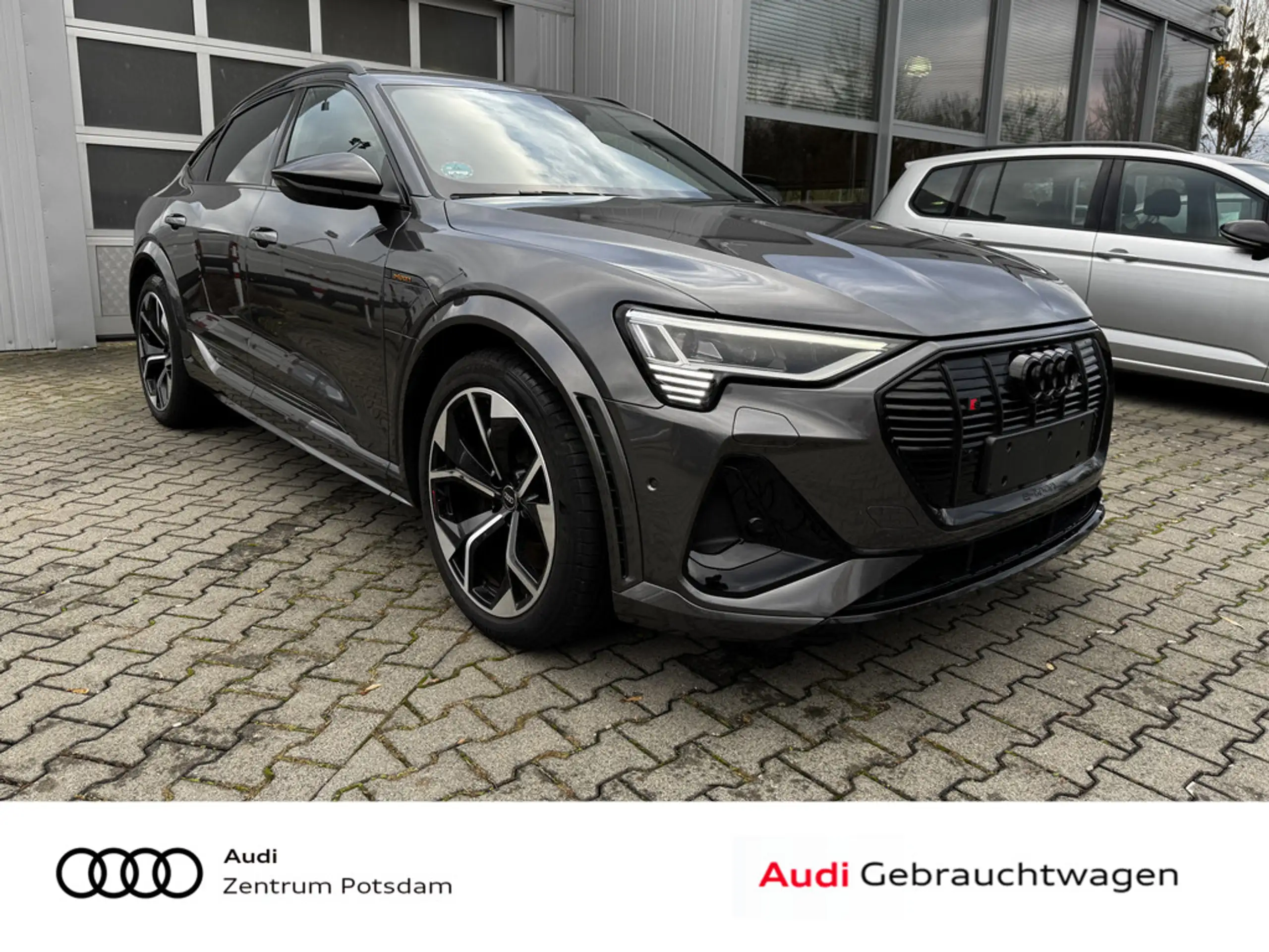 Audi - e-tron