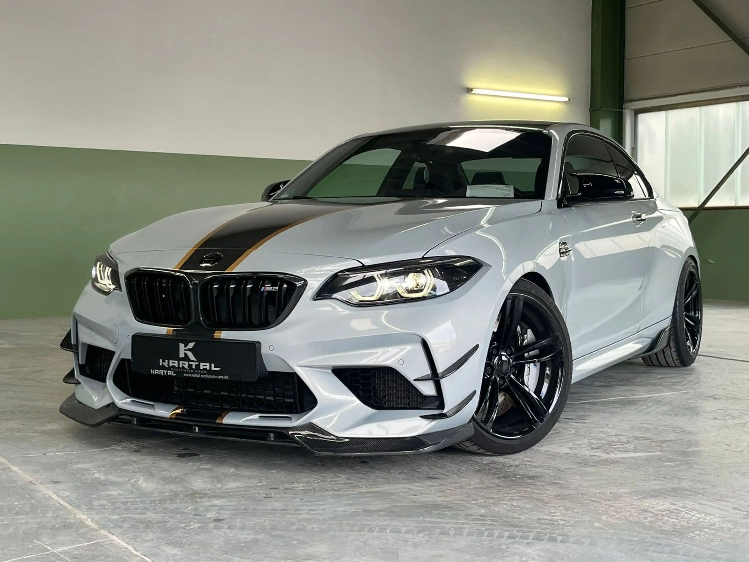 BMW - M2