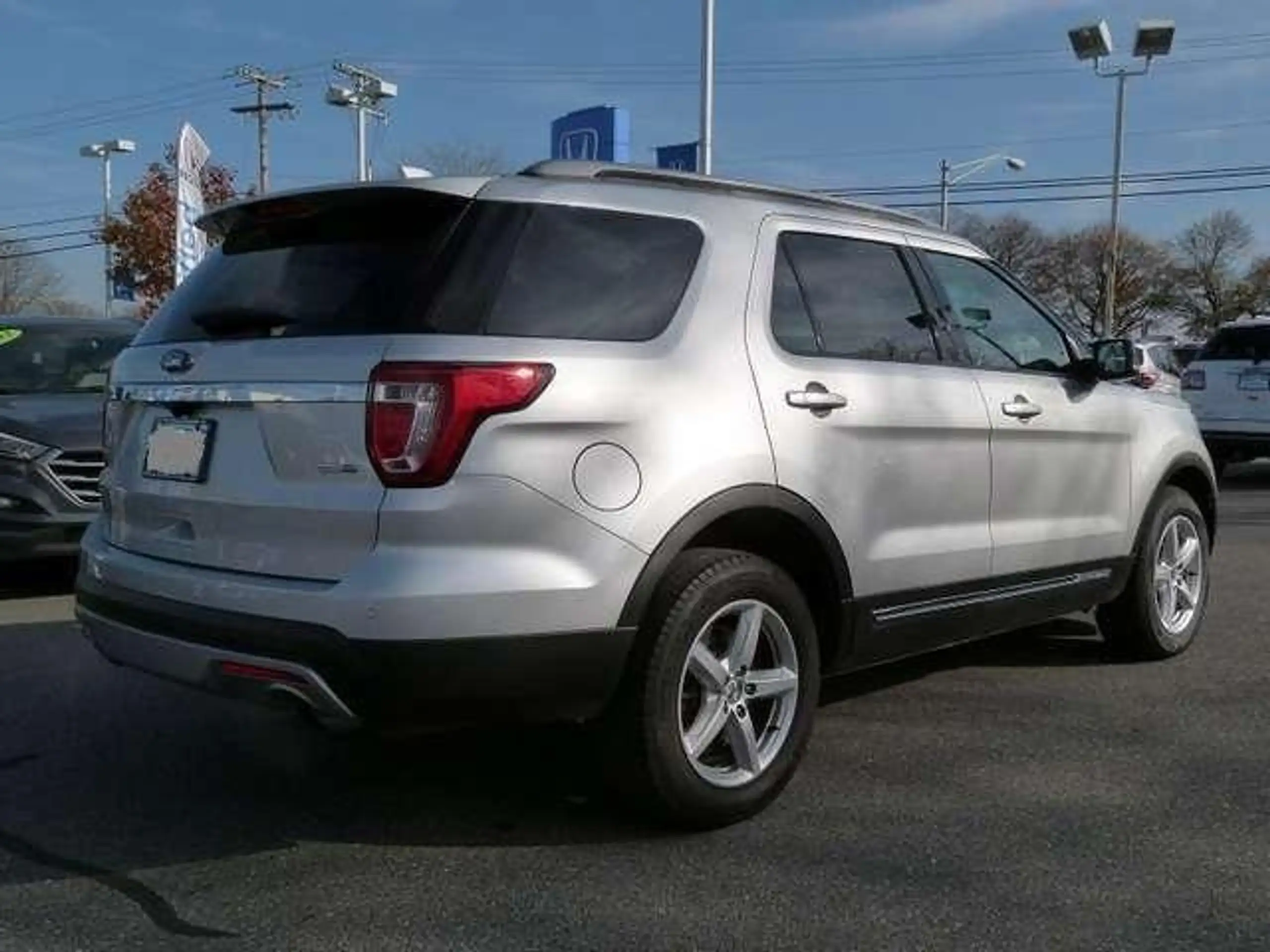 Ford - Explorer