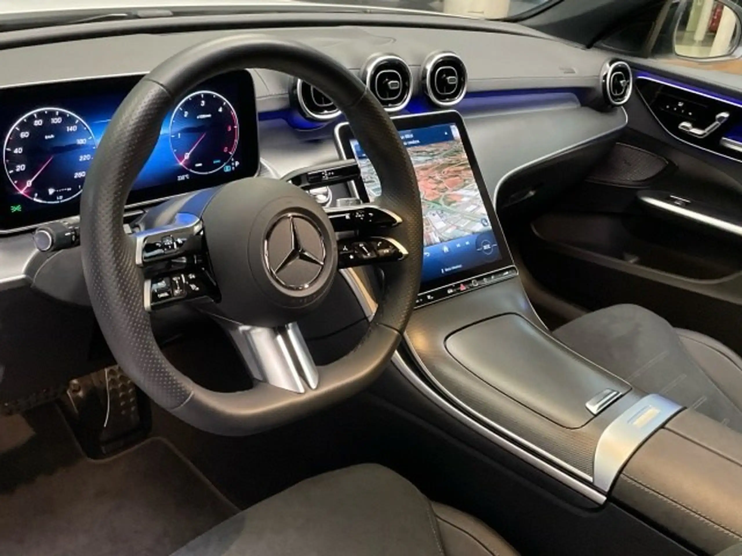 Mercedes-Benz - C 220