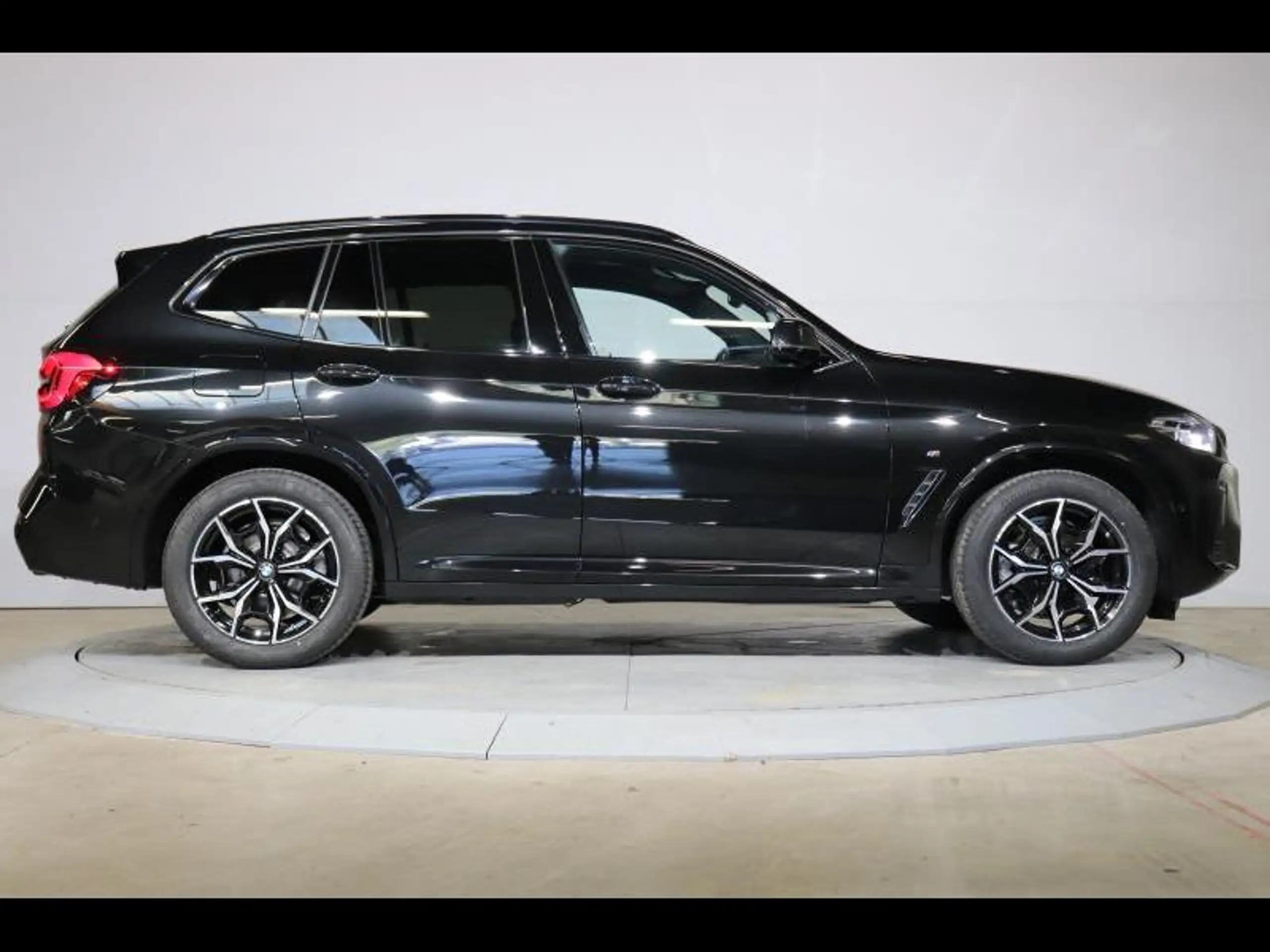 BMW - X3