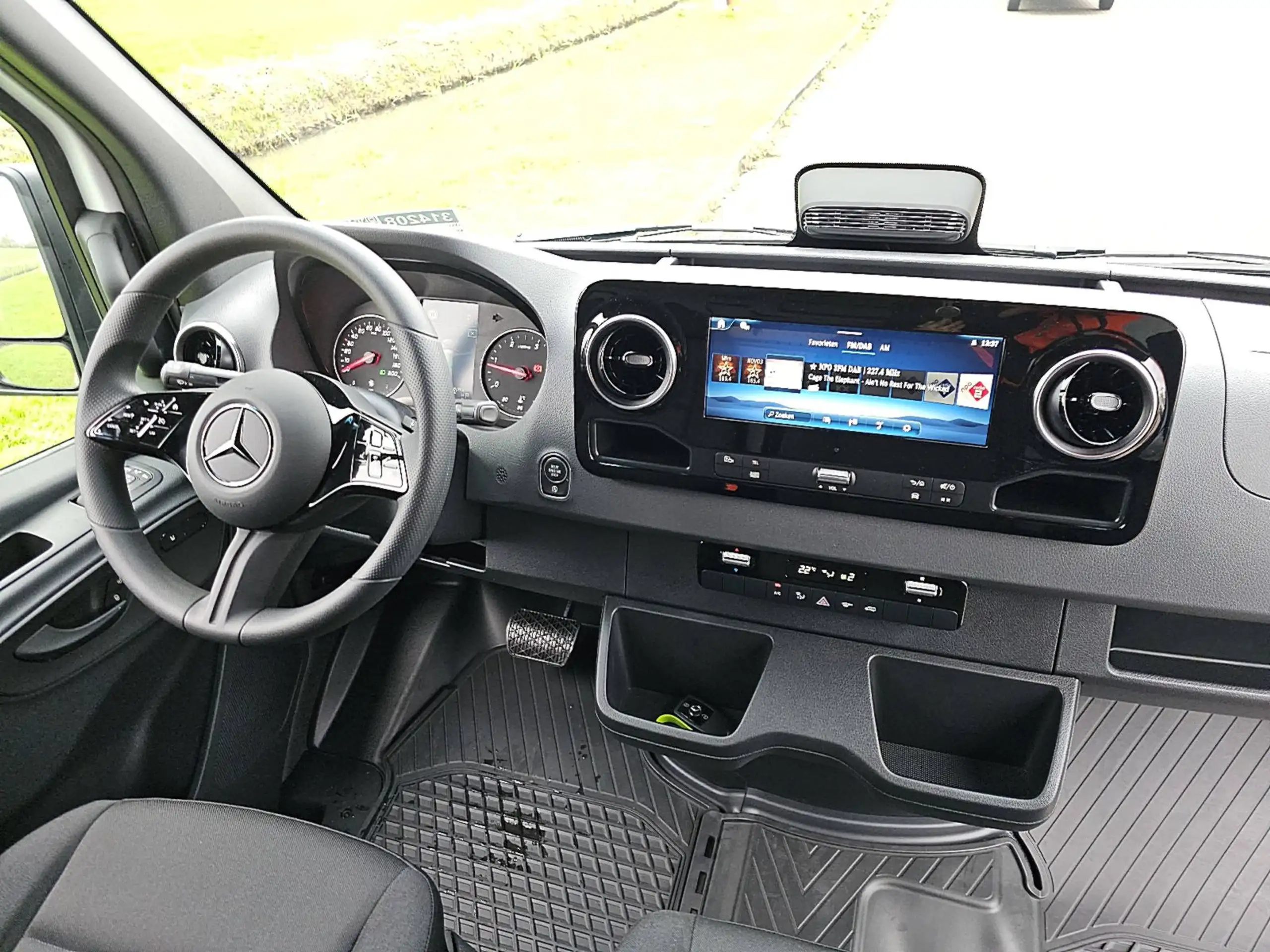 Mercedes-Benz - Sprinter