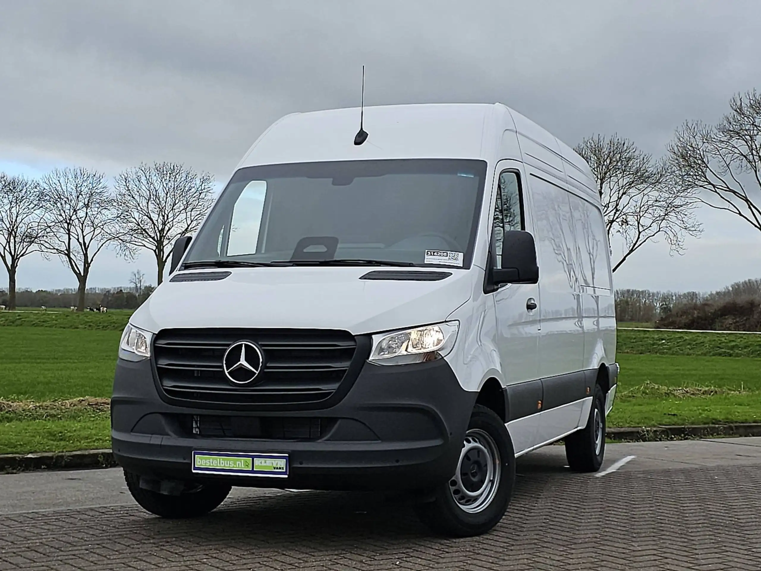 Mercedes-Benz - Sprinter